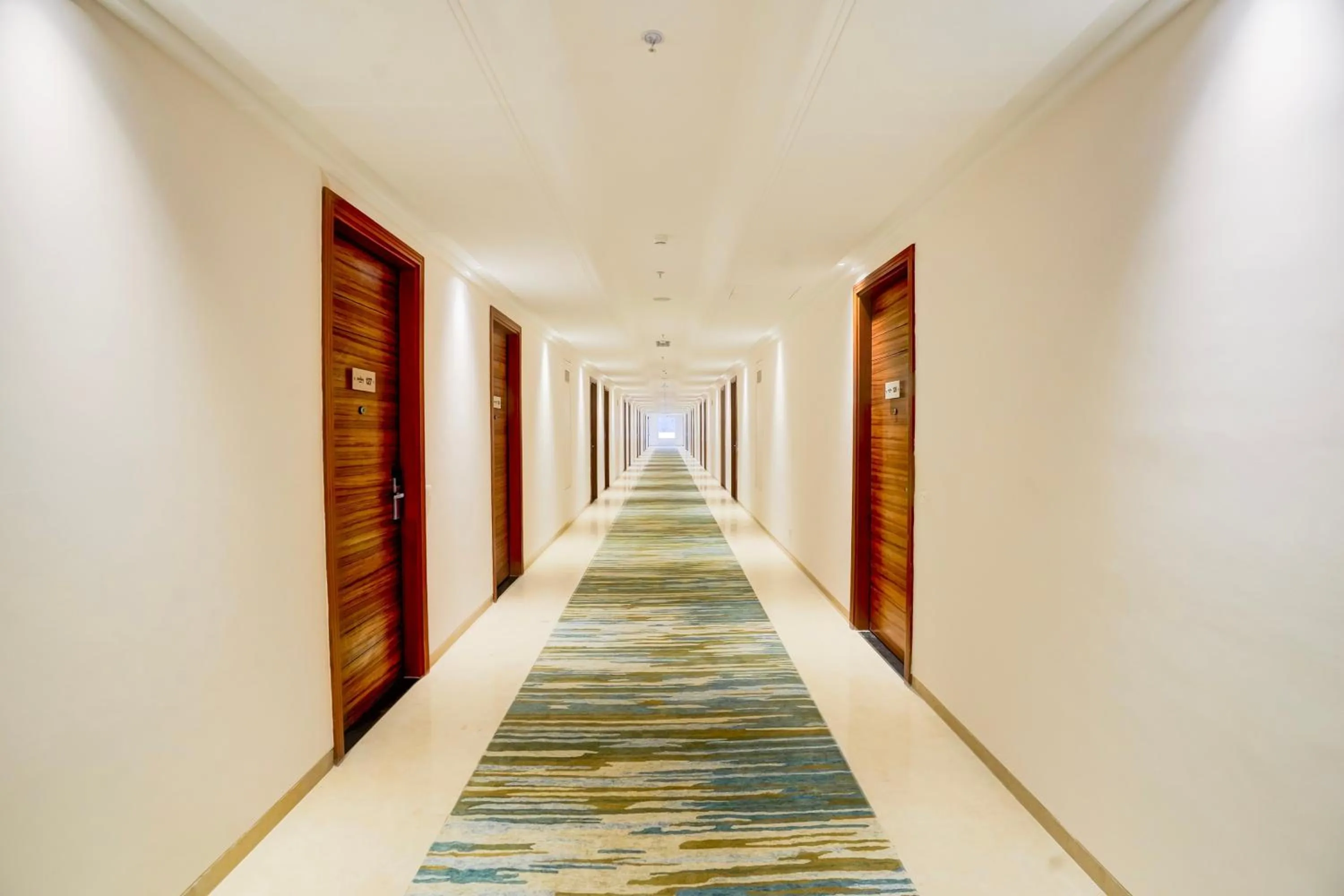 Lobby or reception in Sunday Resort & Spa by CheckIn Manesar Gurugram