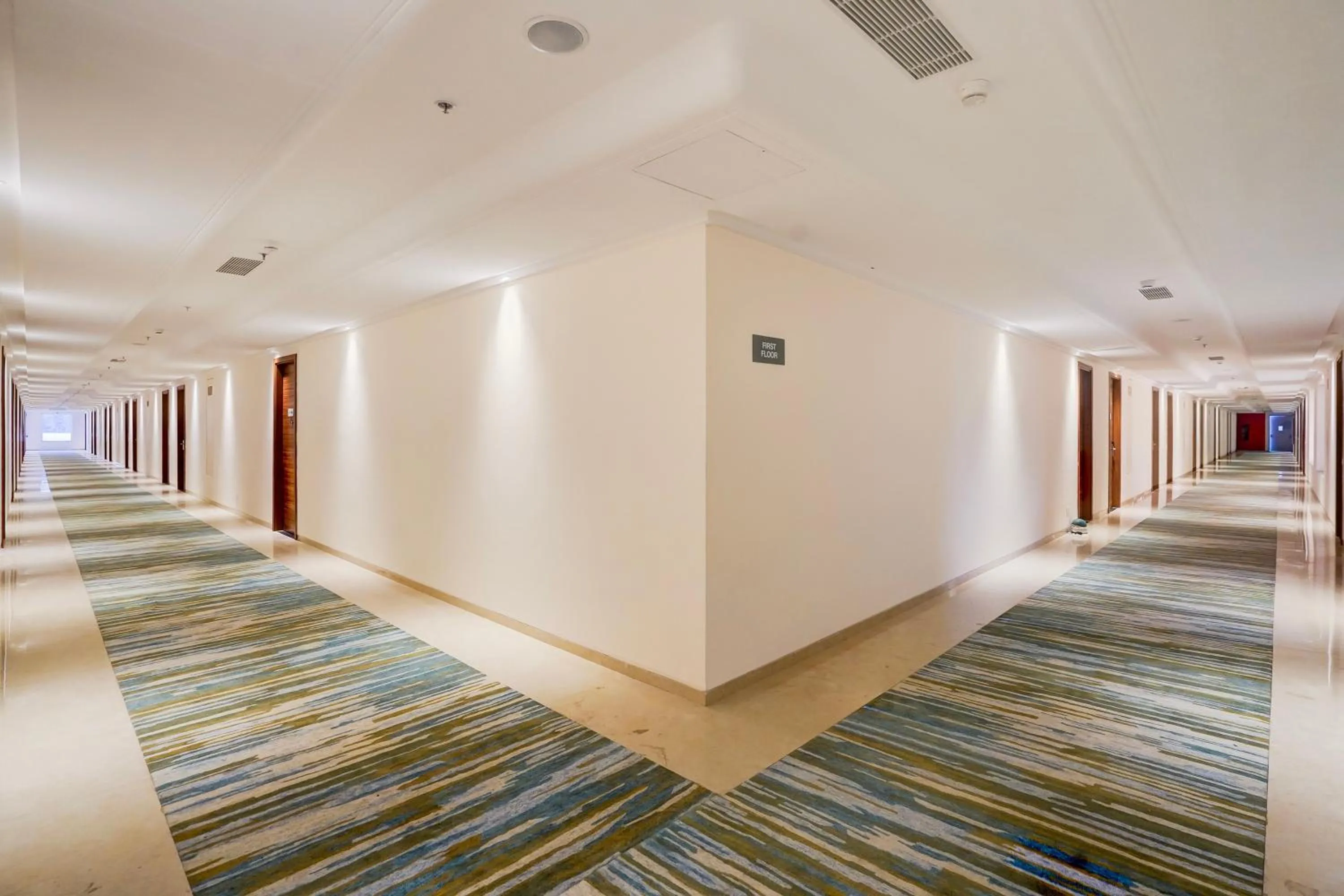 Lobby or reception in Sunday Resort & Spa by CheckIn Manesar Gurugram