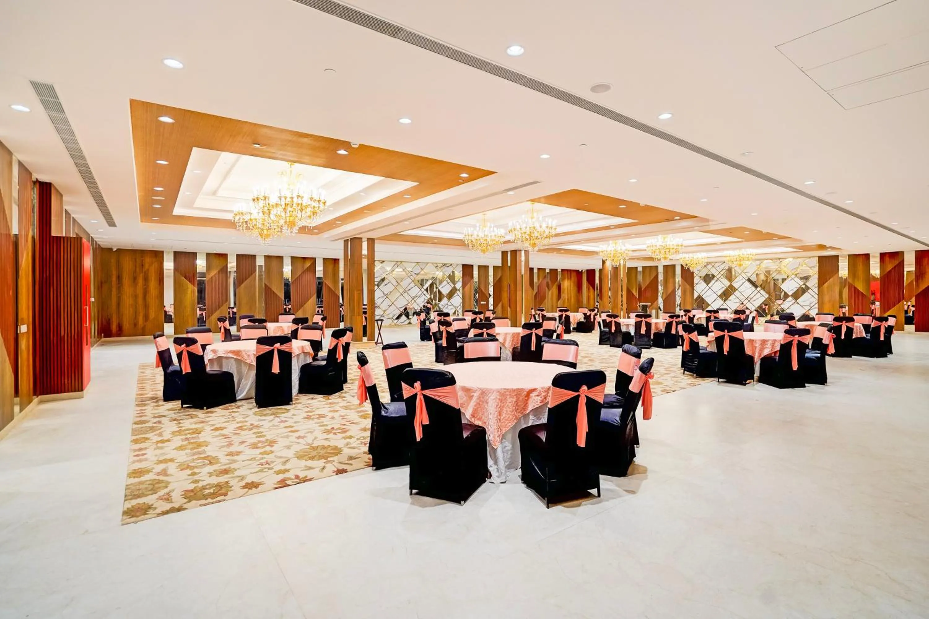 Business facilities in Sunday Resort & Spa by CheckIn Manesar Gurugram