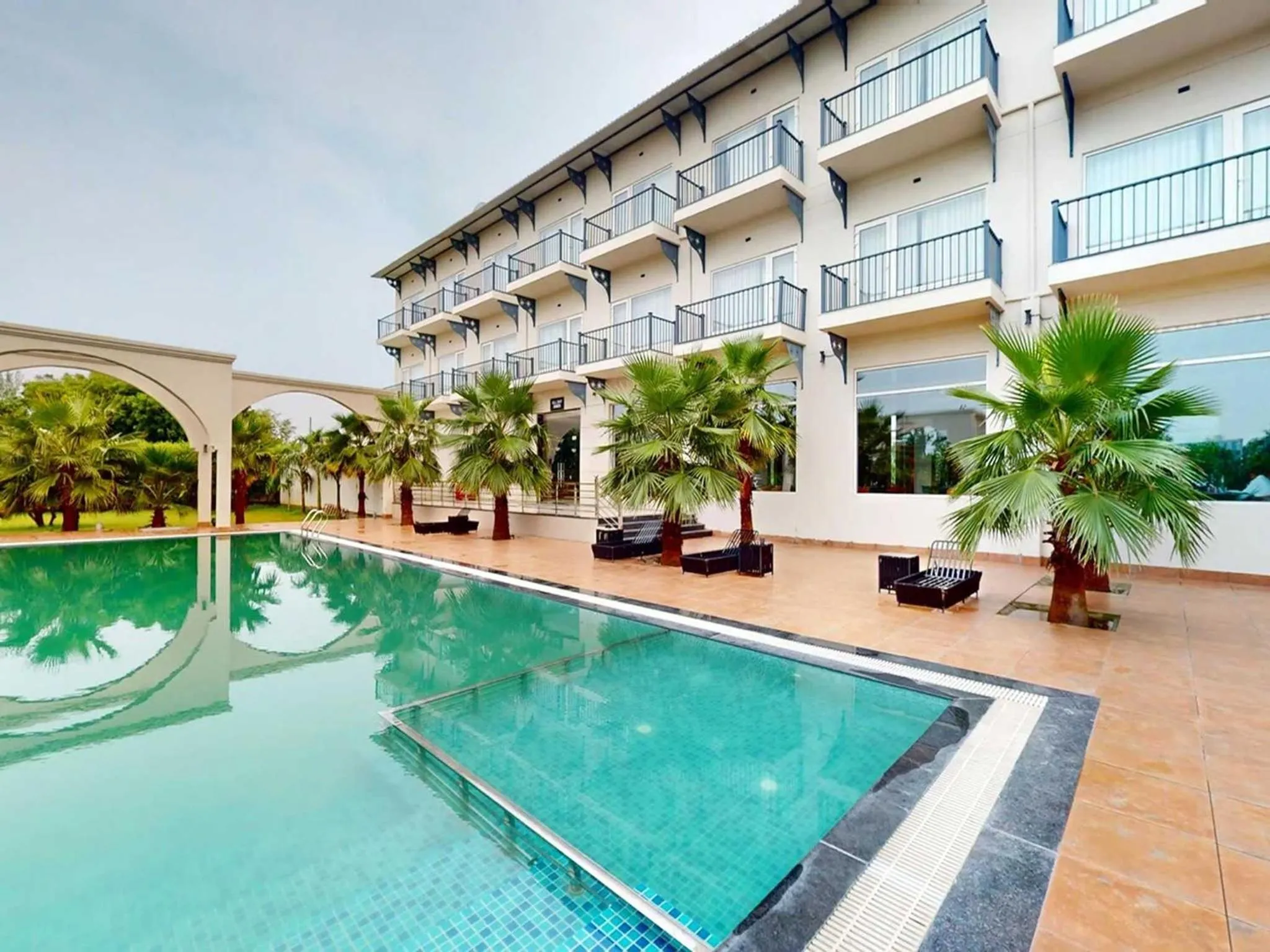 Facade/entrance in Sunday Resort & Spa by CheckIn Manesar Gurugram