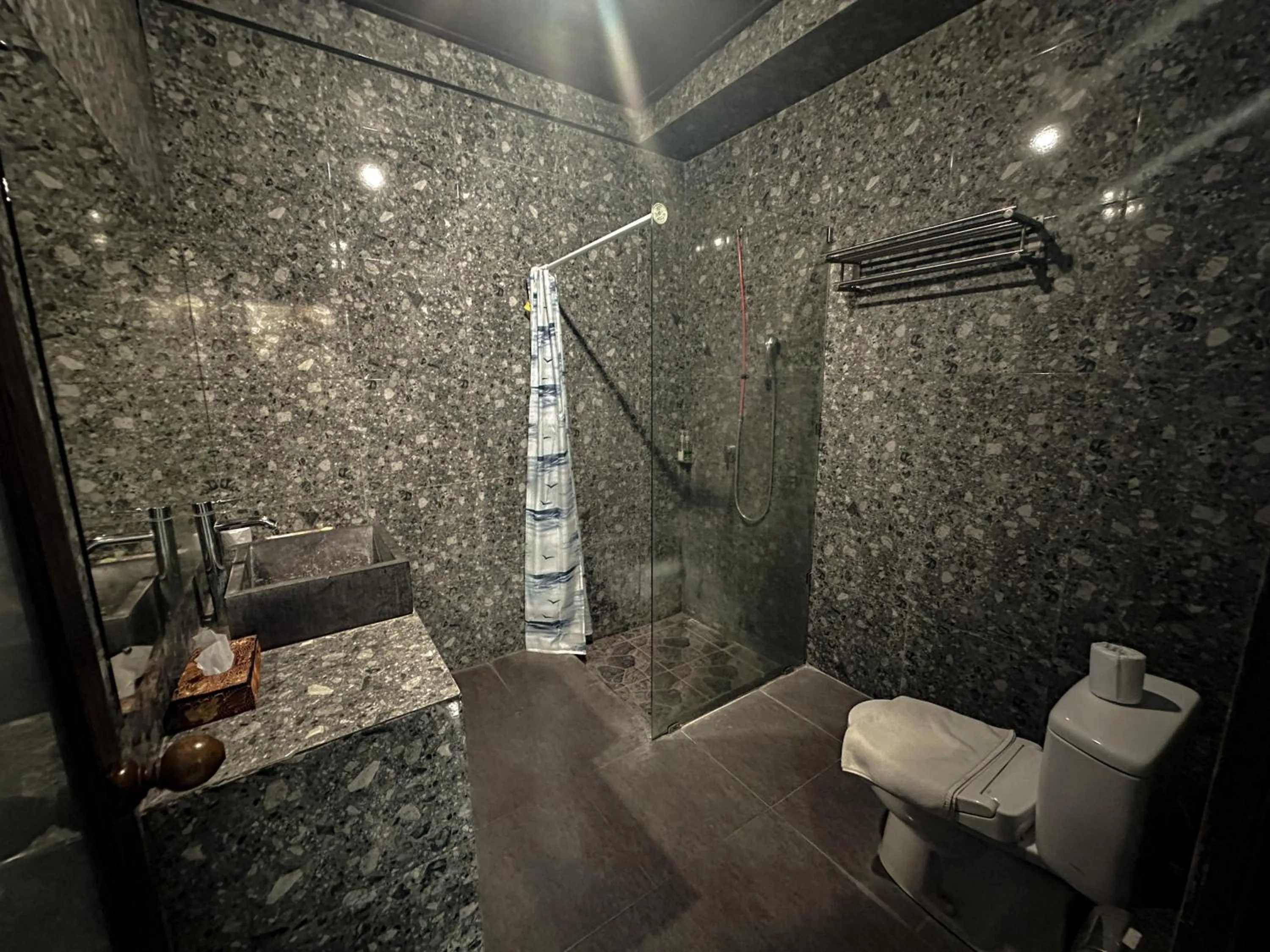 Shower in Kampoeng Joglo Abangan Ubud