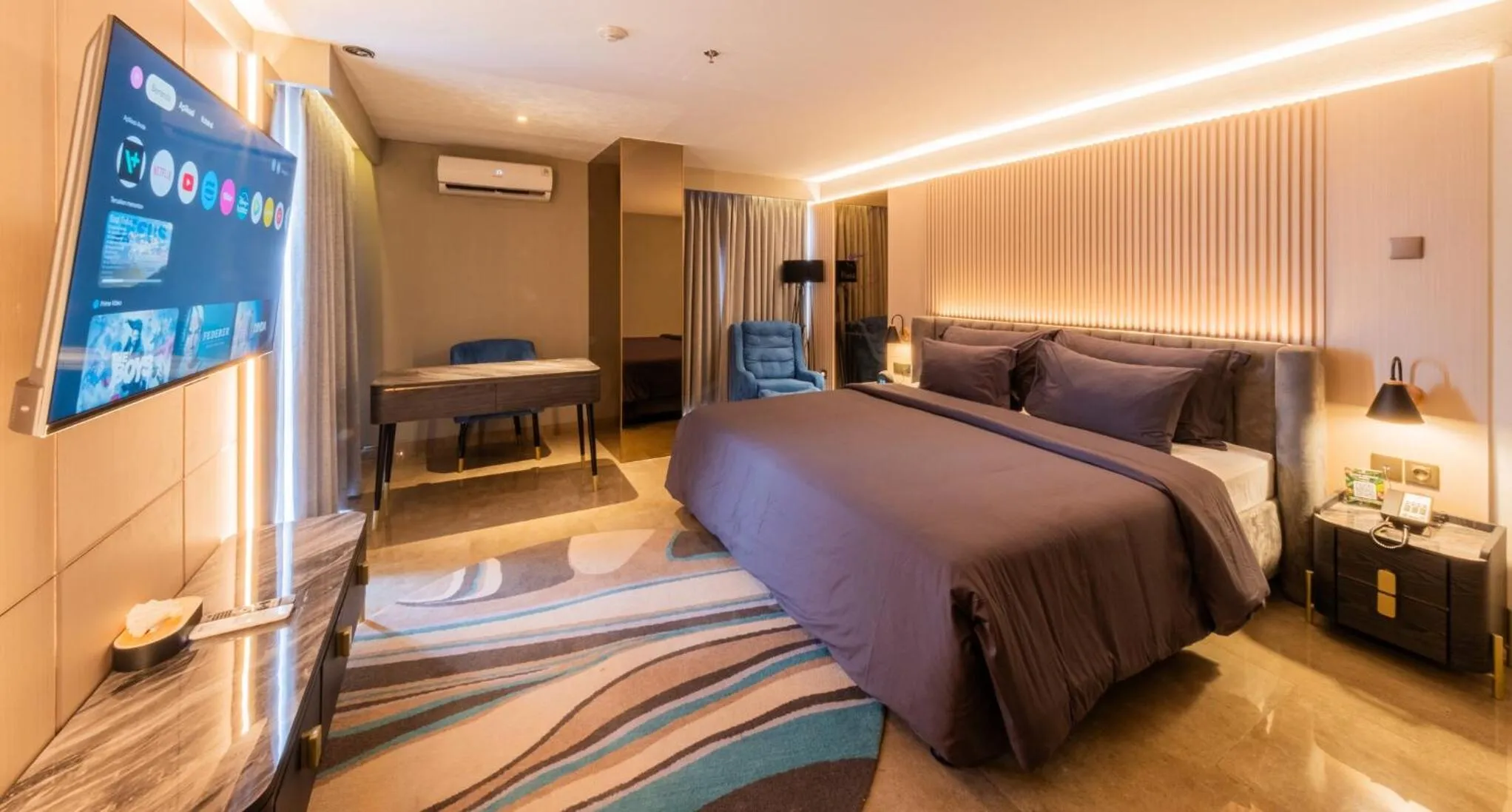 Bed in The All - Suite Pentacity Hotel Balikpapan