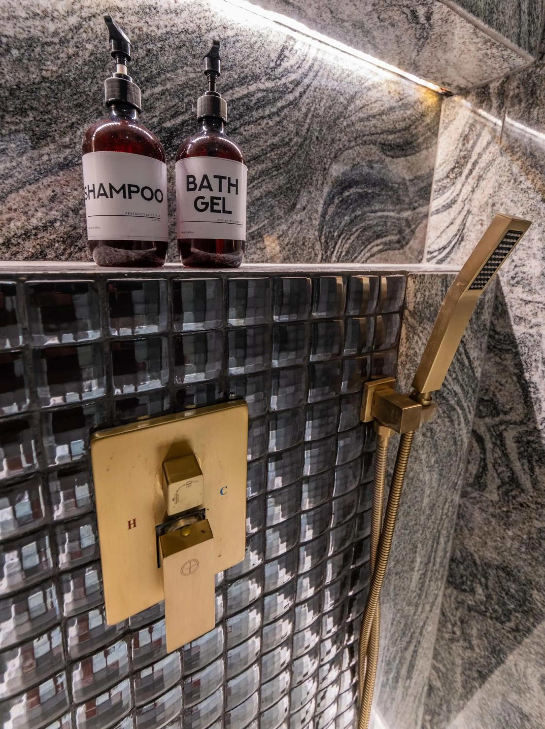 Bathroom in The All - Suite Pentacity Hotel Balikpapan