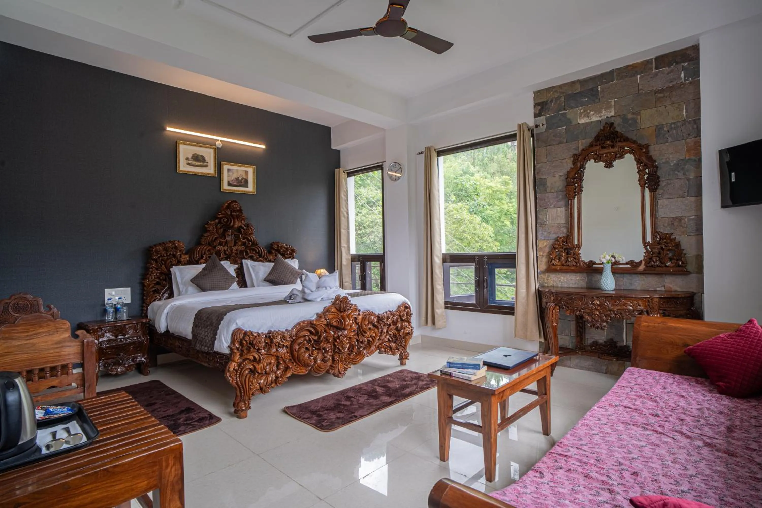 Bedroom, Bed in Captain Resorts