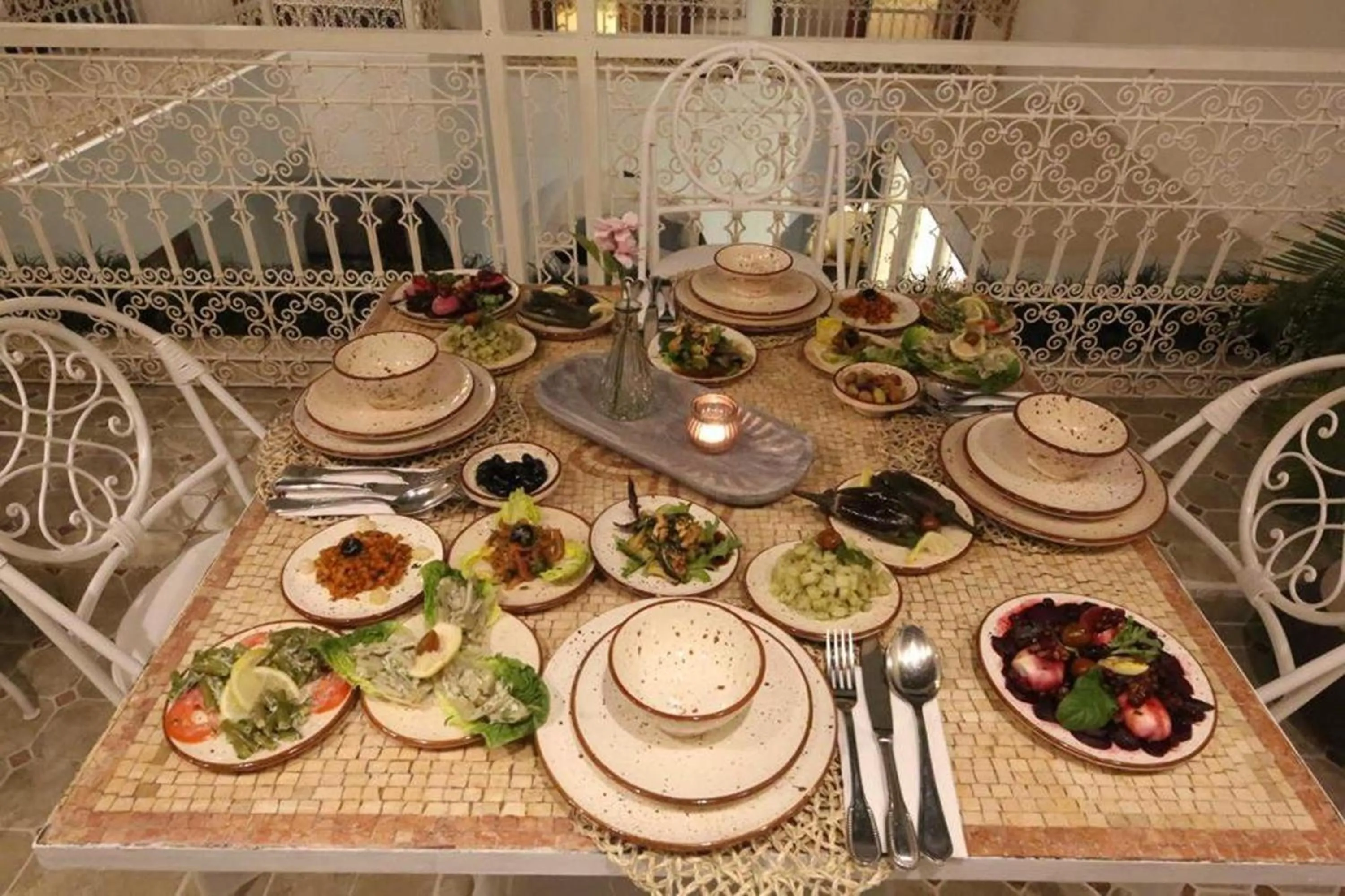 Dinner in Riad Oum H&N Exclusive