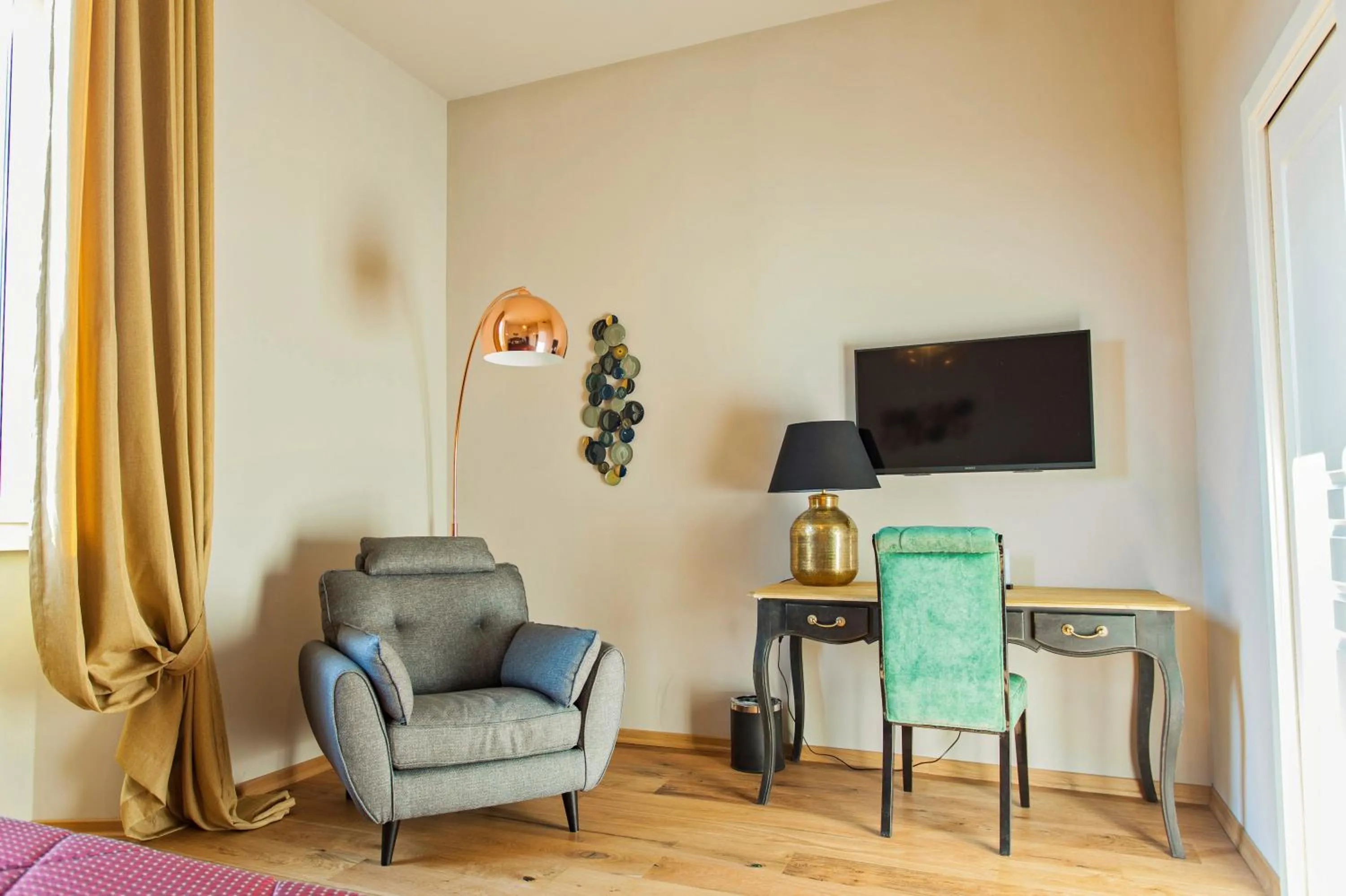 Decorative detail in Hotel St. James