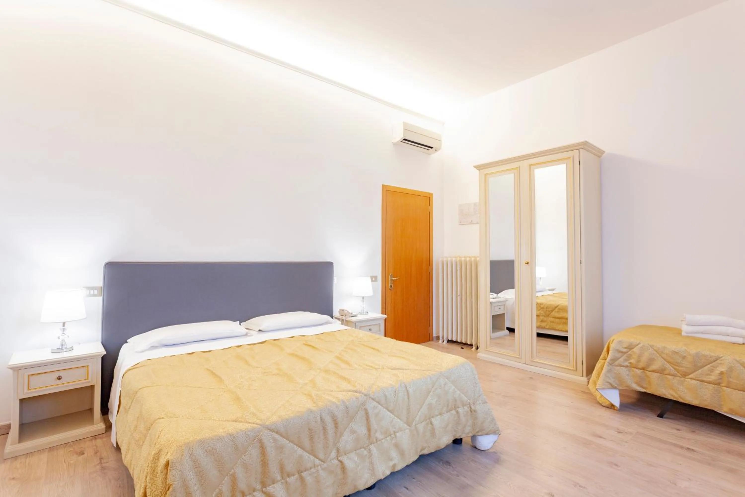 Bedroom, Bed in Hotel St. James