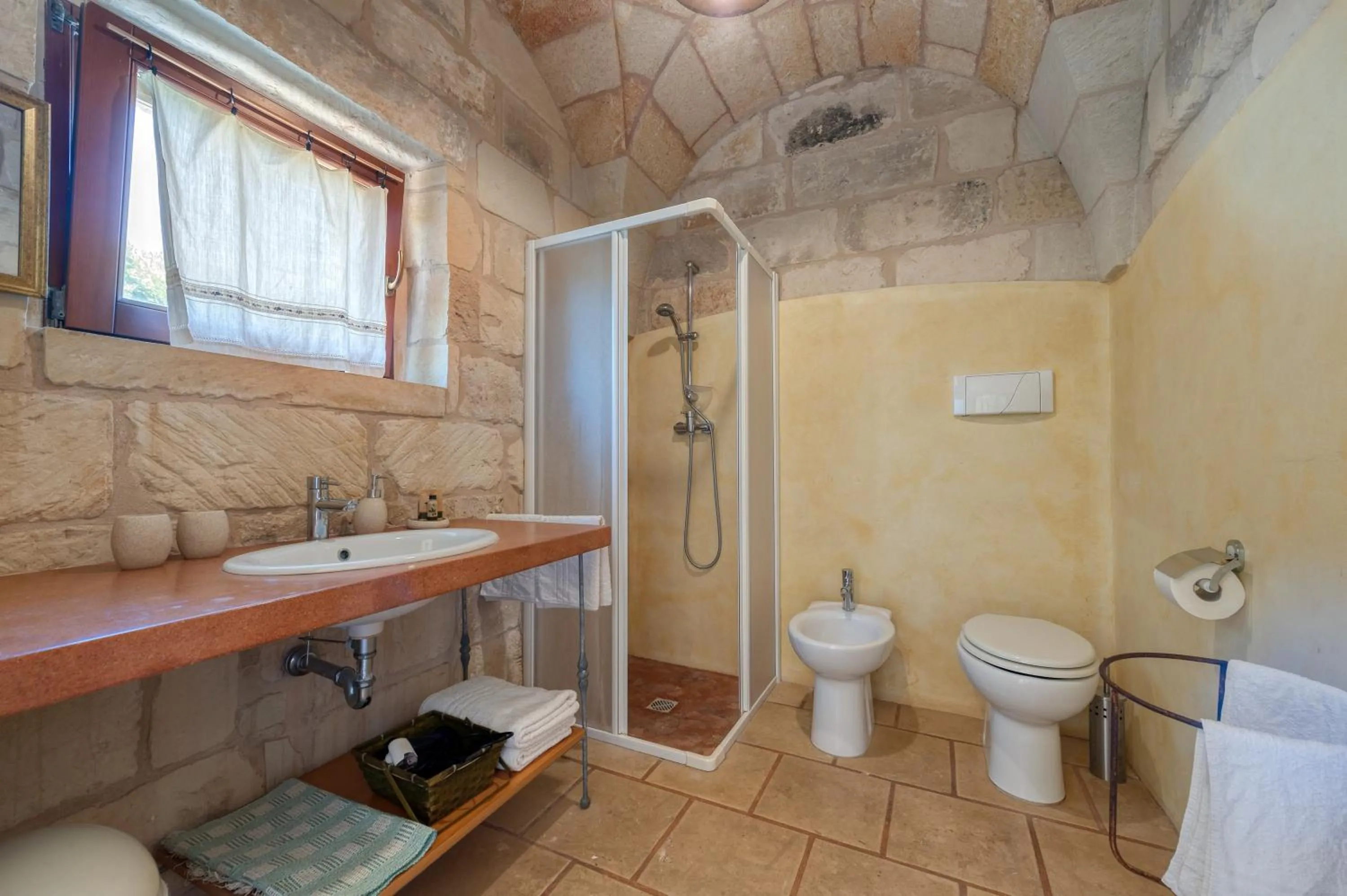 Bathroom in Masseria Copertini