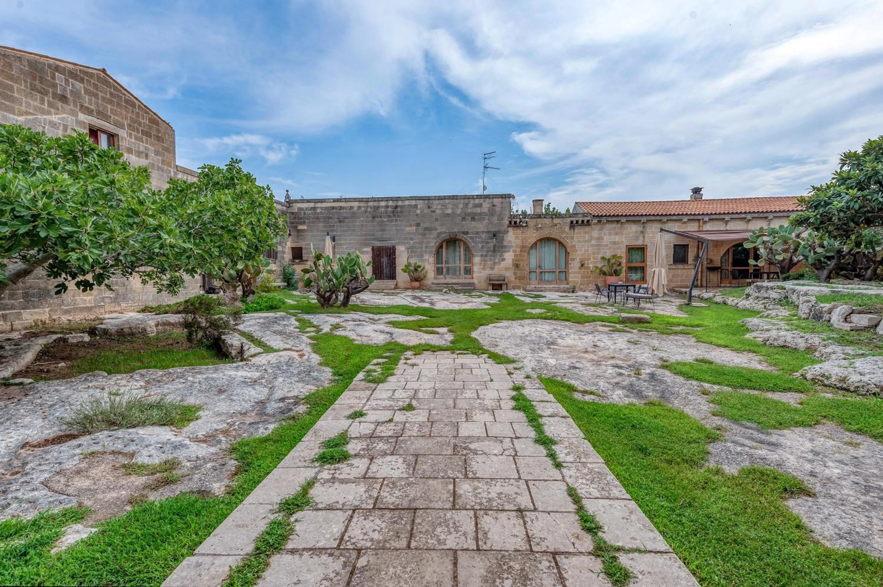 Property building in Masseria Copertini