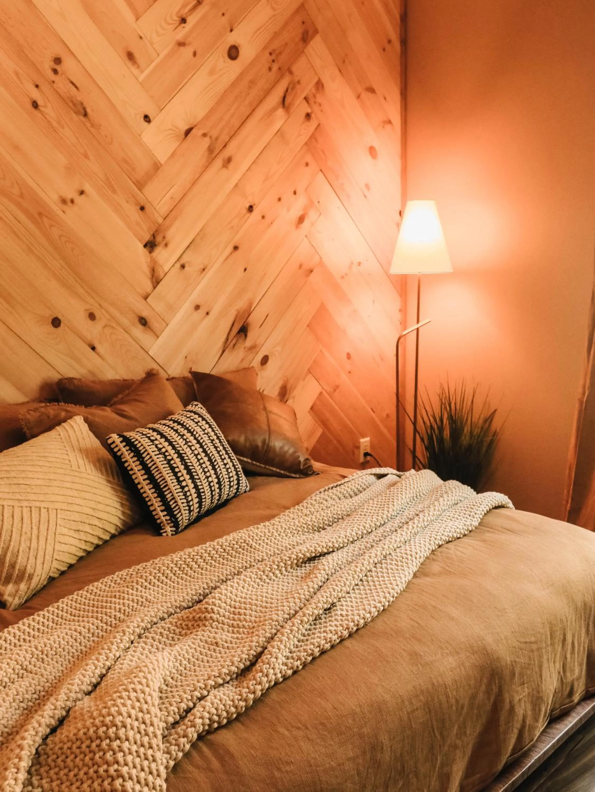 Bed in Long View Resort Bryson City, NC