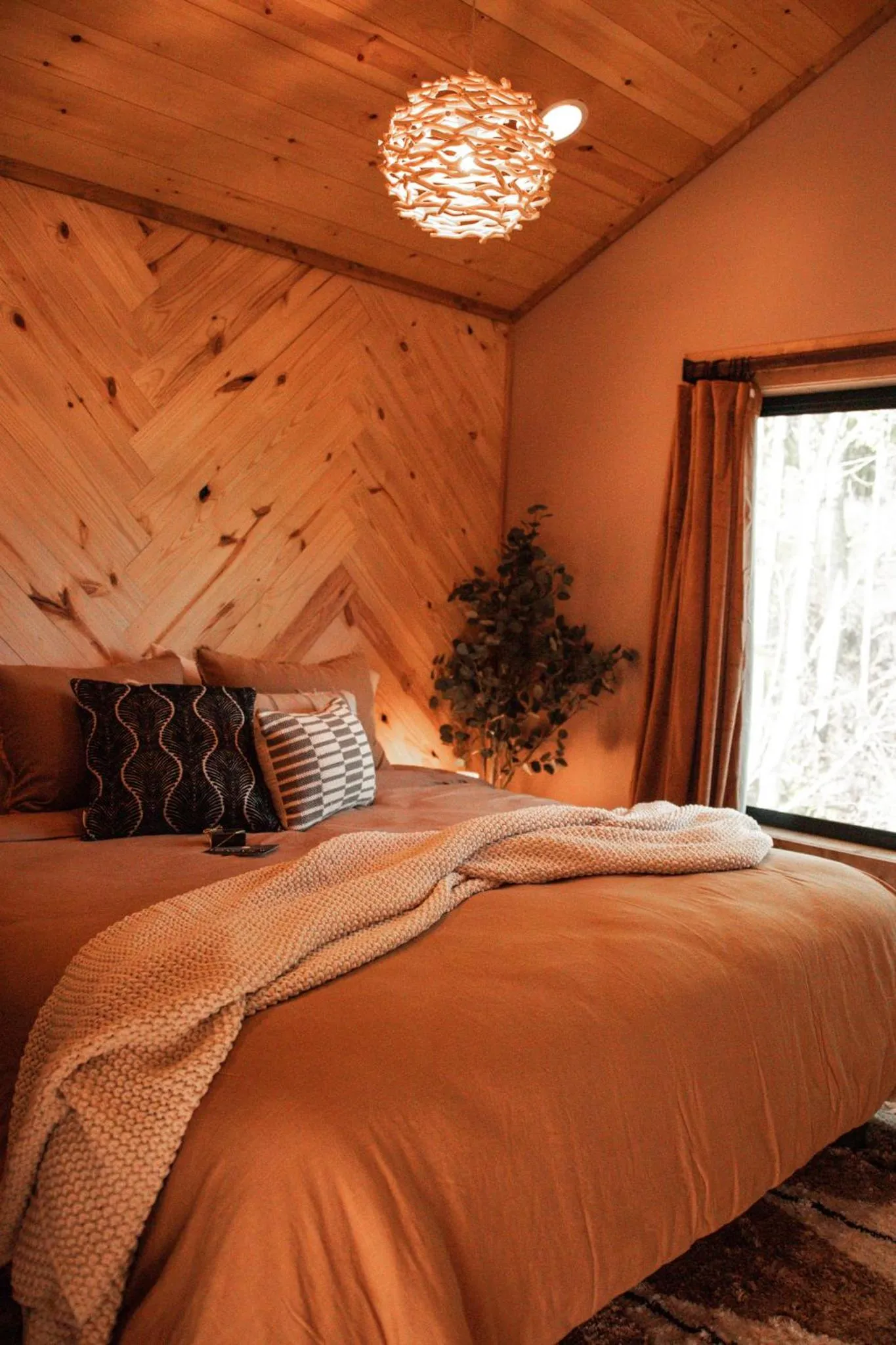 Bed in Long View Resort Bryson City, NC