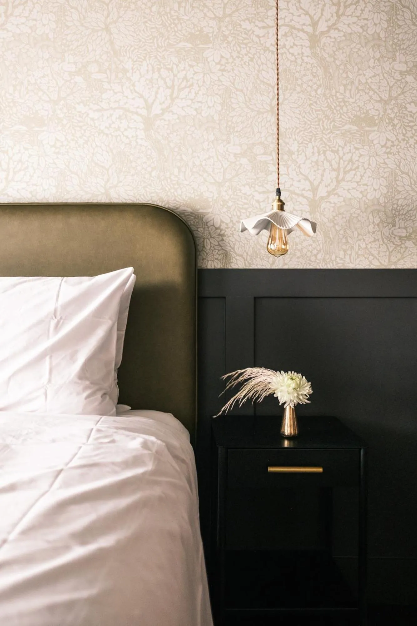 Bed in The Madison Hotel