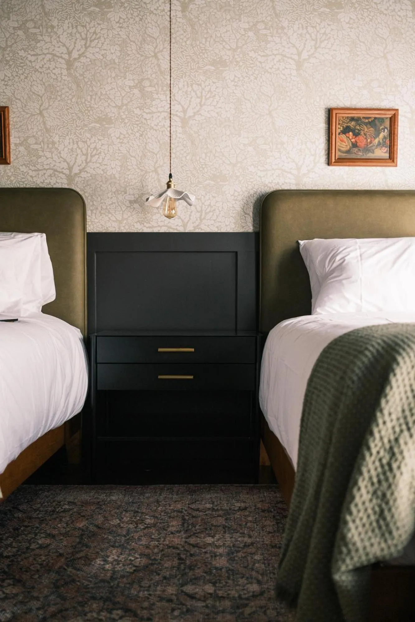 Bed in The Madison Hotel