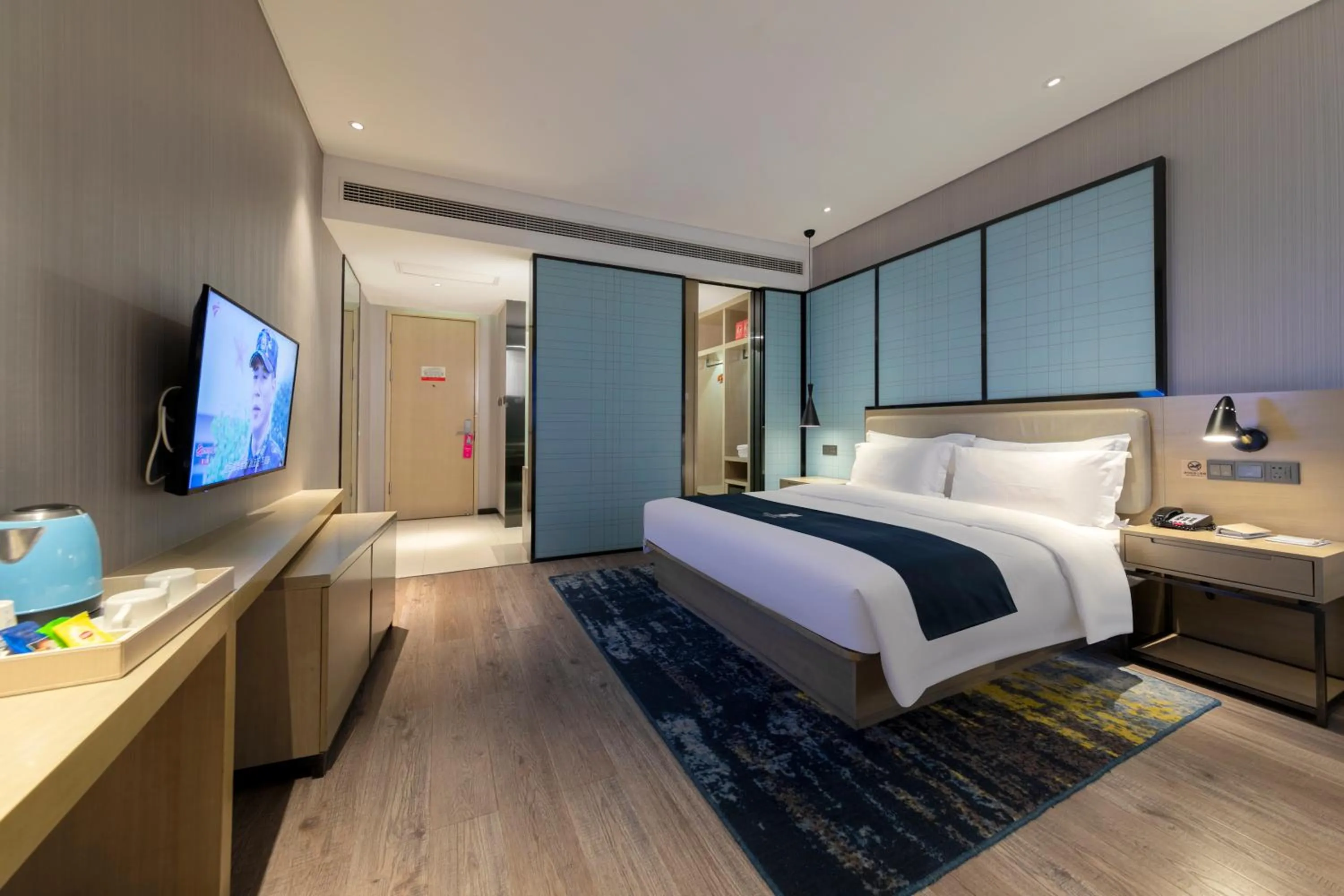 Echarm Hotel Wuhan Guanggu Biology City