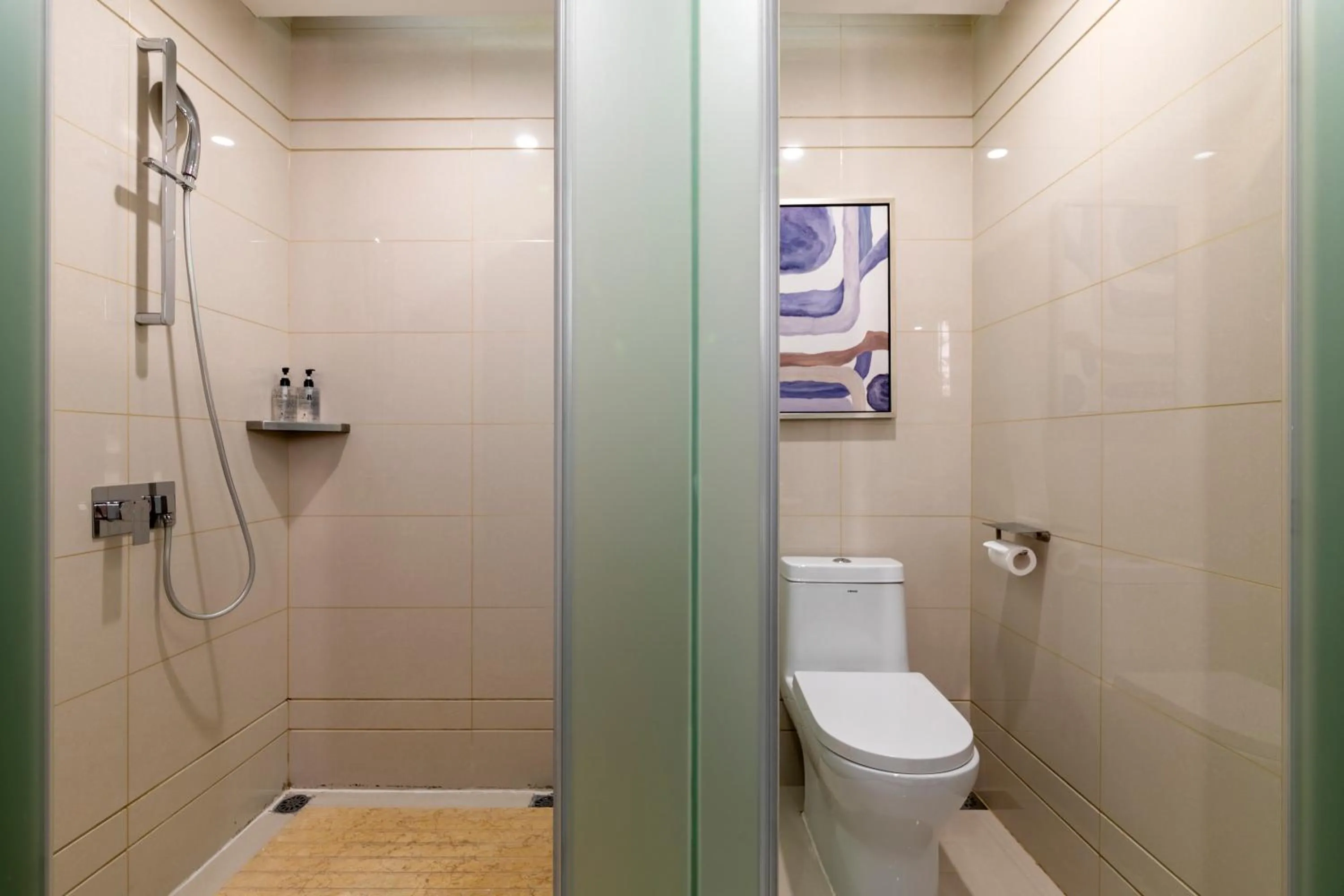 Echarm Hotel Wuhan Guanggu Biology City