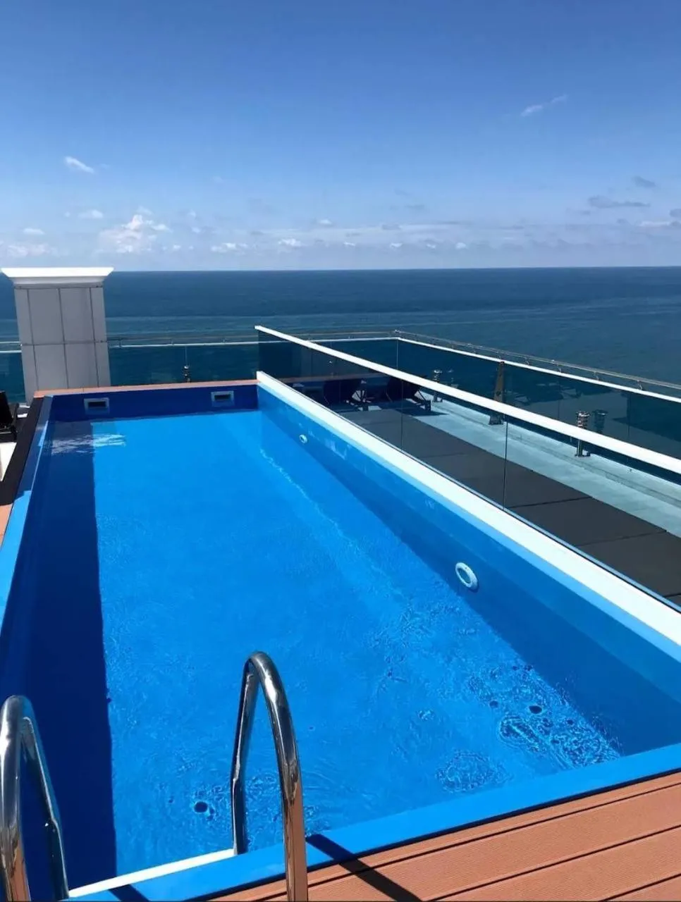 Sea view in Glorious apartment in Batumi