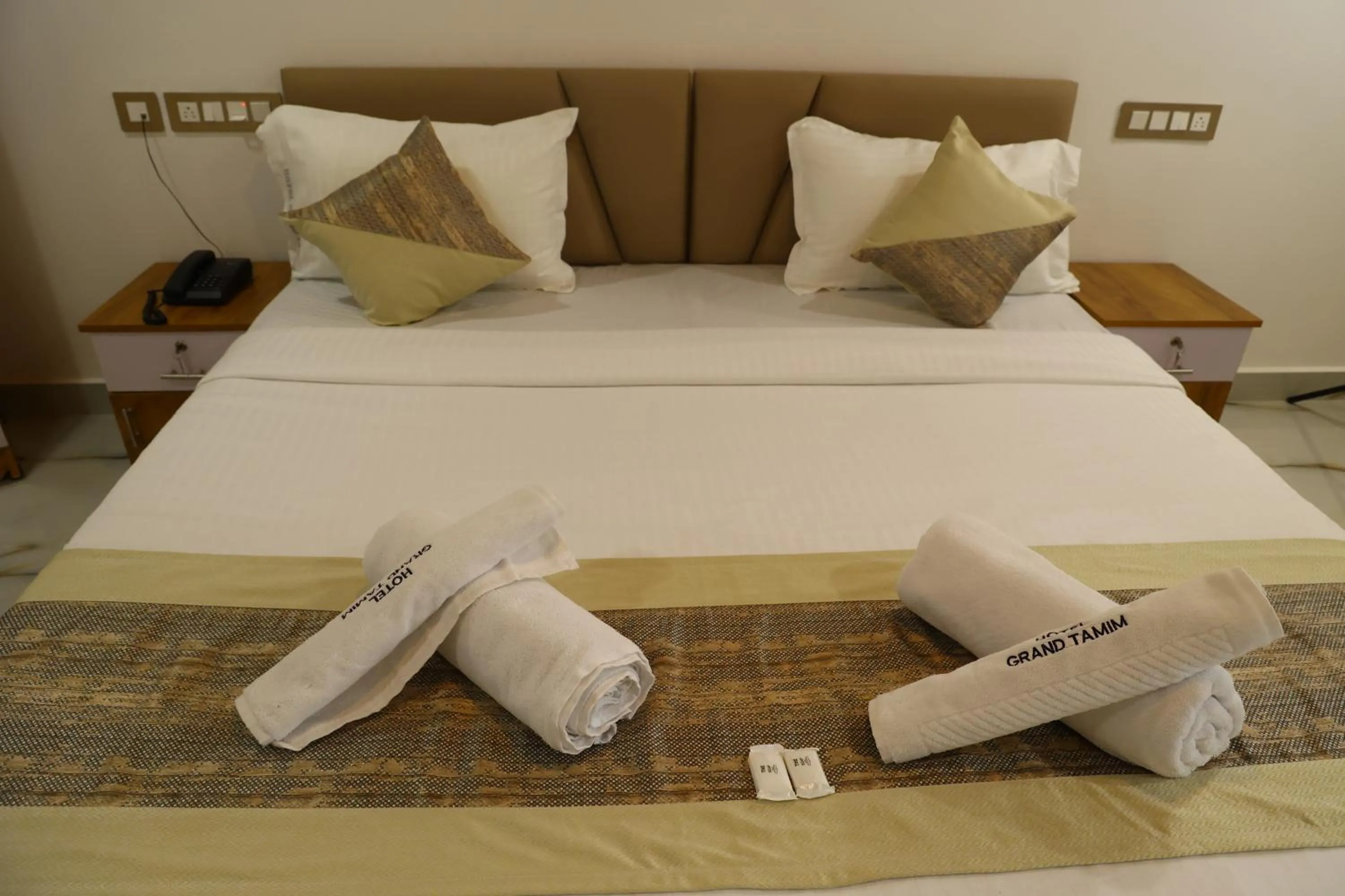 Bedroom, Bed in Grand Tamim Hotel