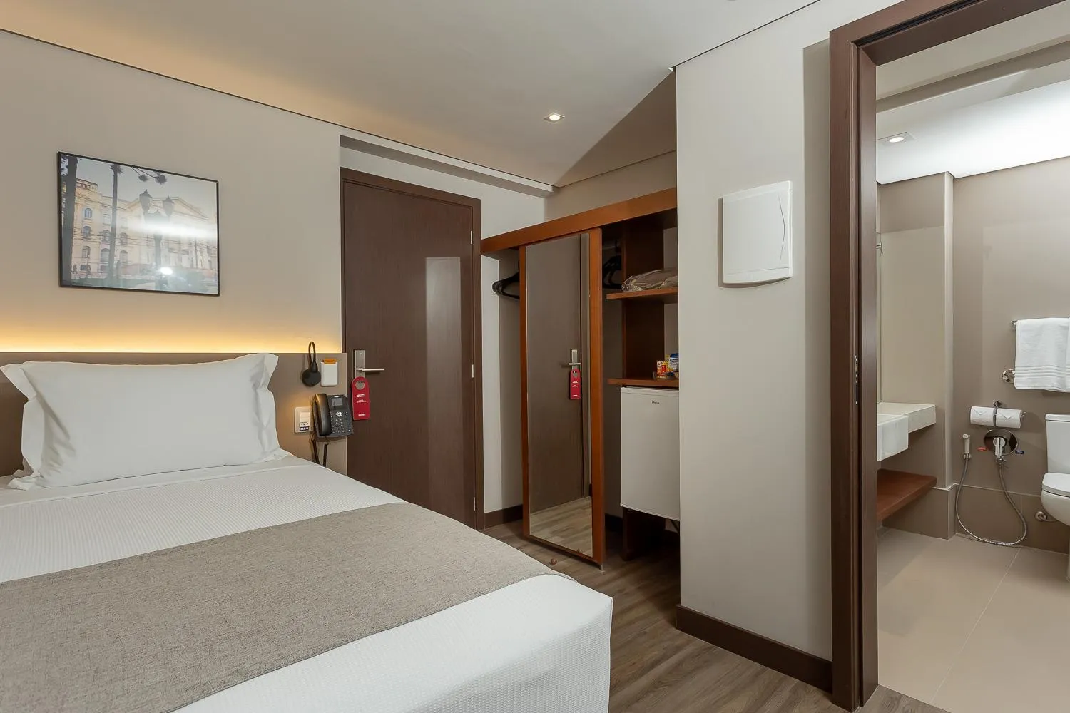 Bed in Hotel Roochelle Convention By Nobile