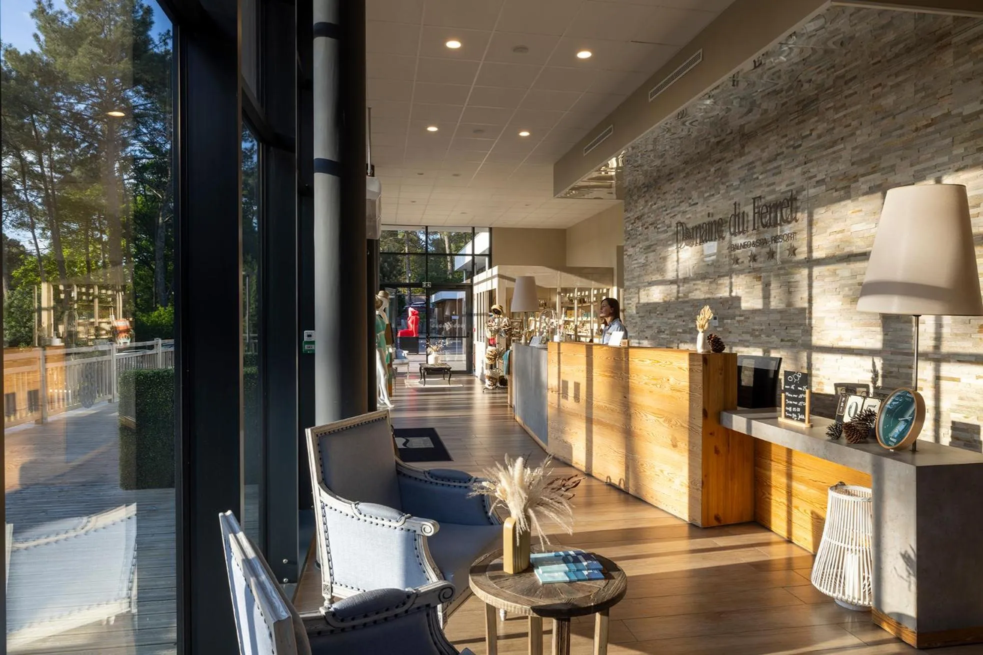 Lobby or reception in Domaine du Ferret Restaurant & Spa