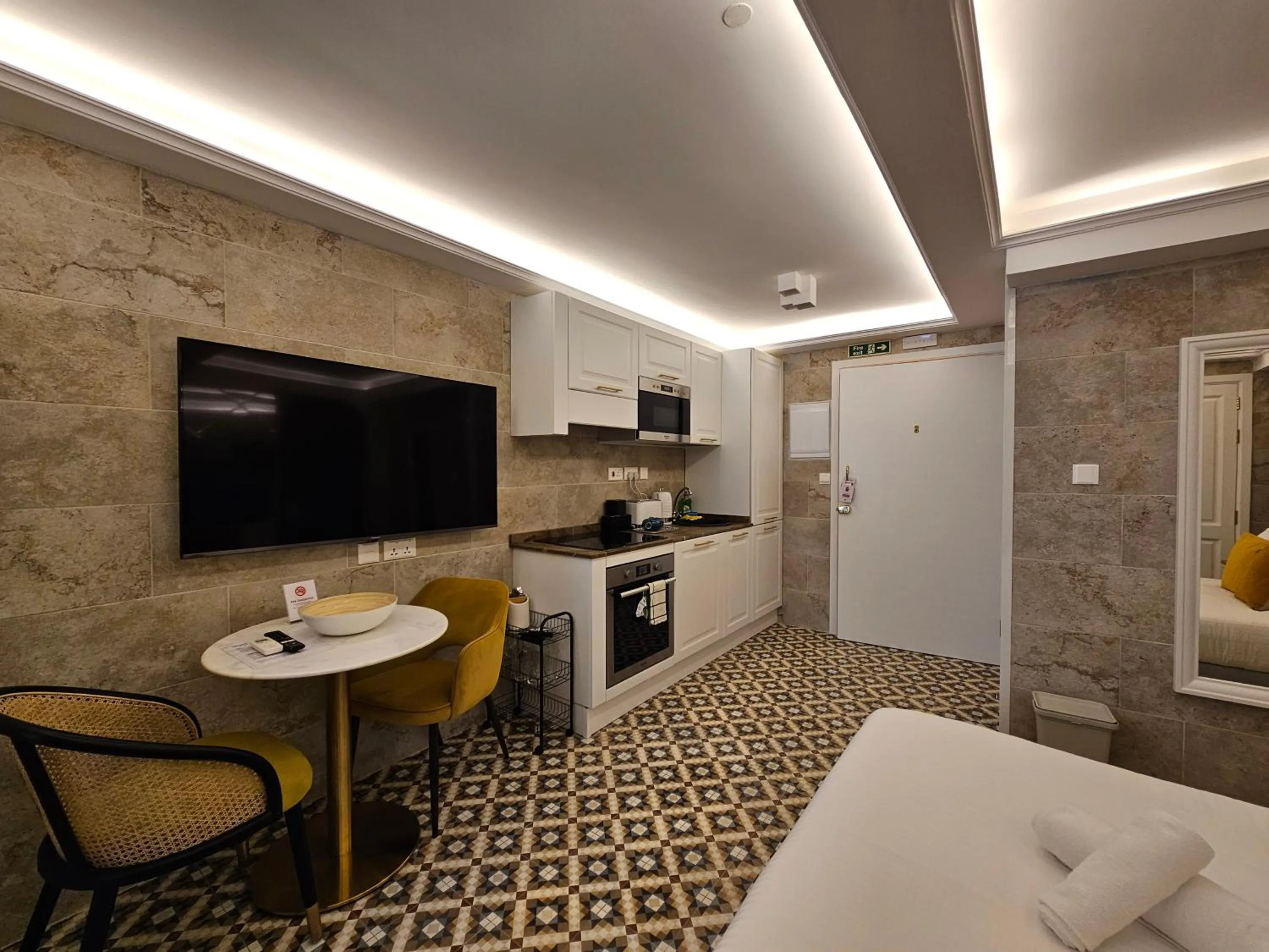 Bed in Balcony Hotel