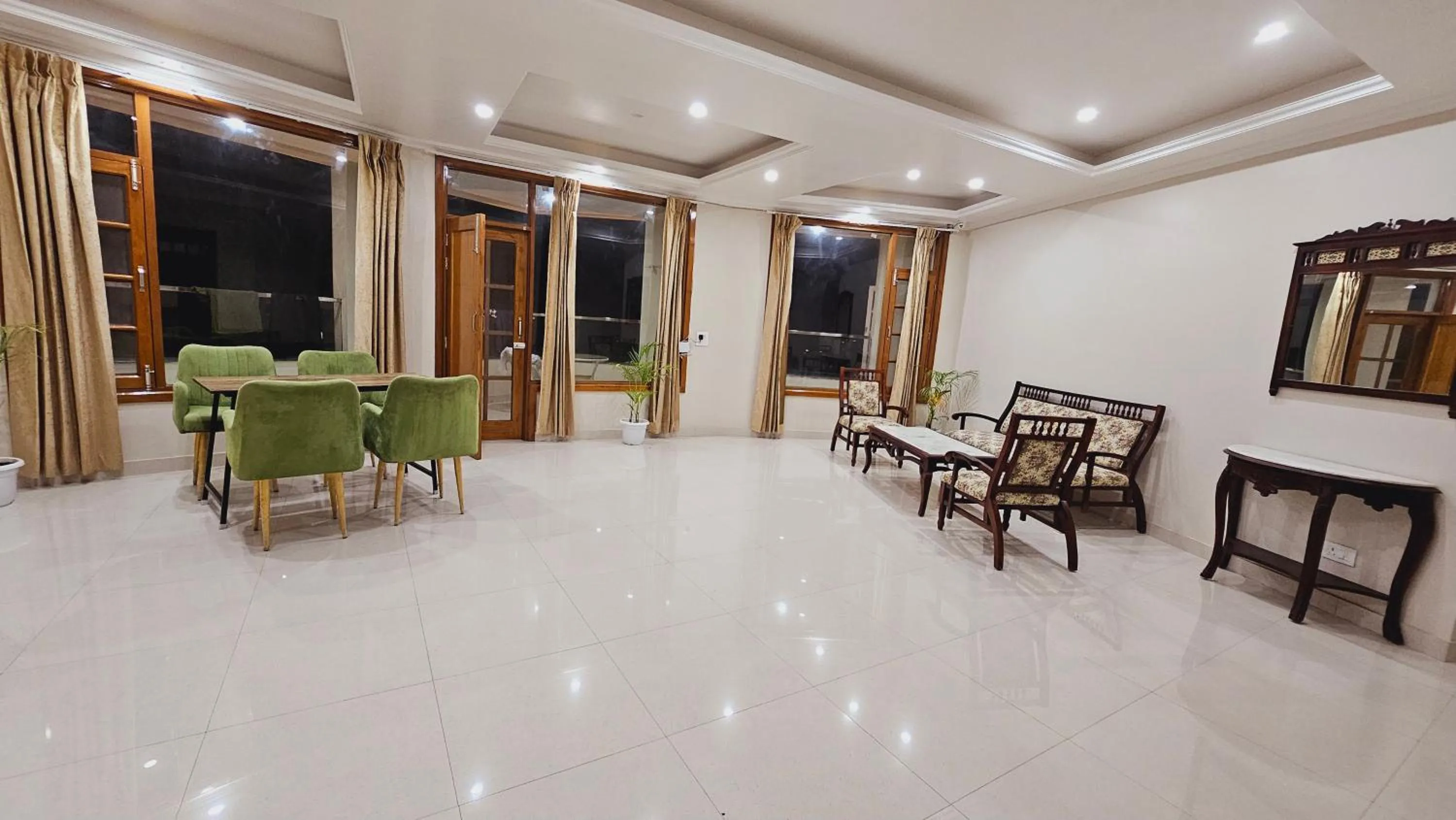 Seating area in Hydrangea Heights by PTW Hotels