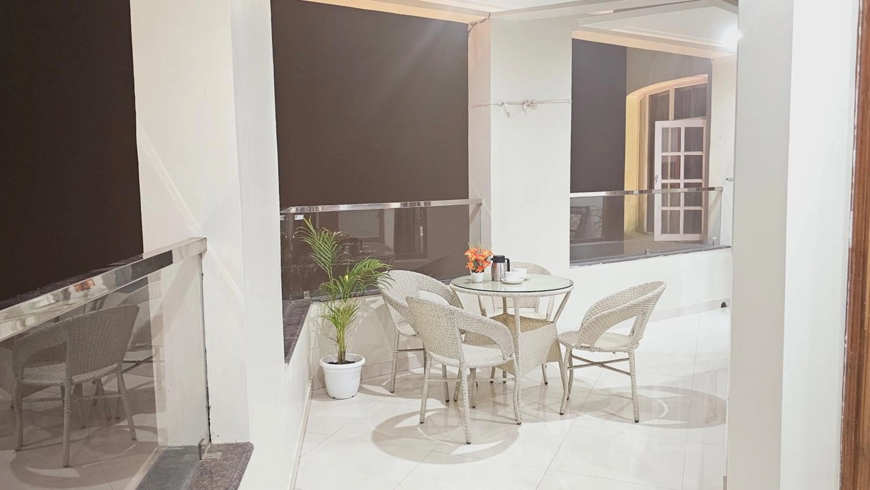 Seating area in Hydrangea Heights by PTW Hotels