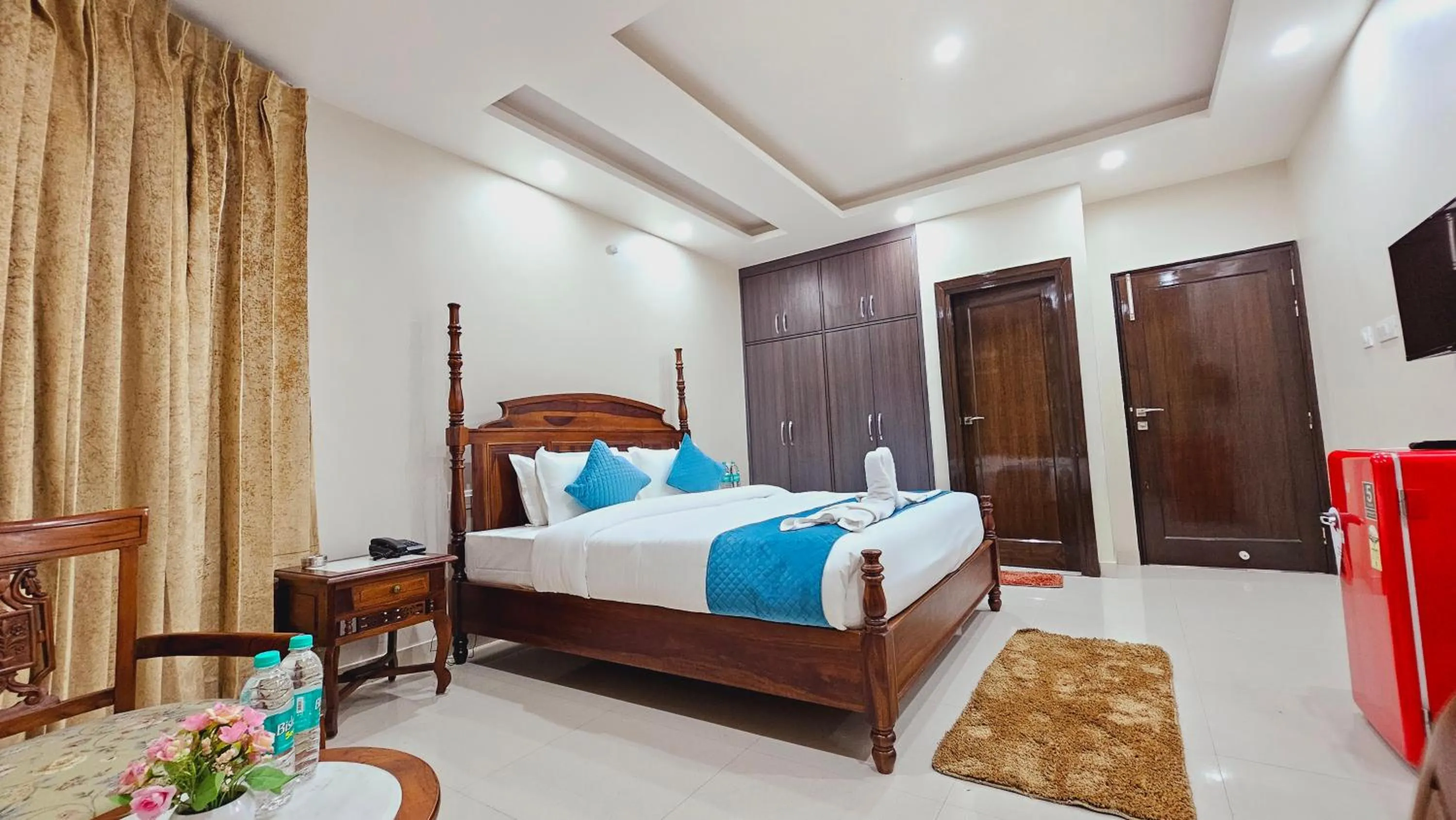 Bed in Hydrangea Heights by PTW Hotels