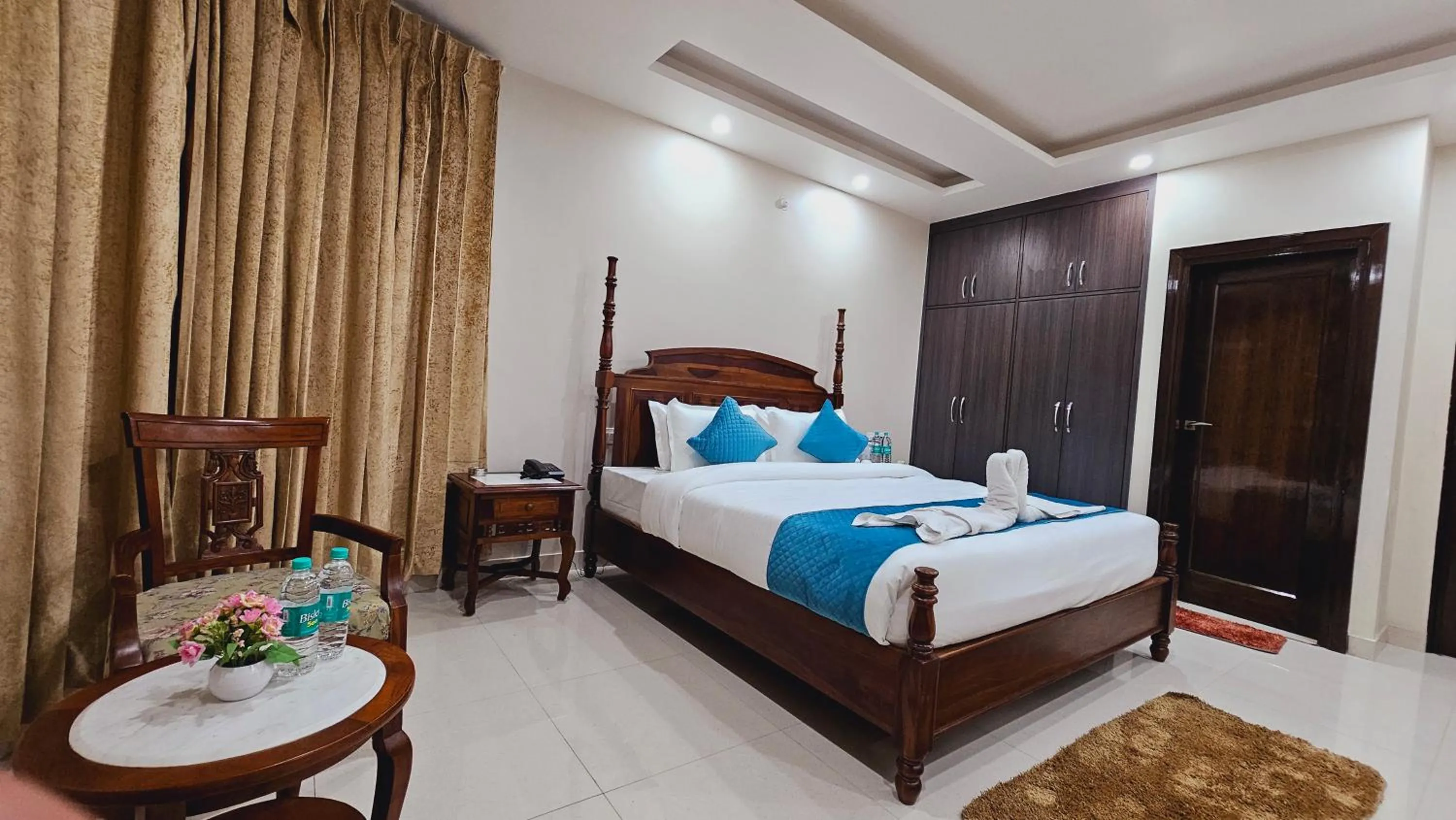 Bed in Hydrangea Heights by PTW Hotels