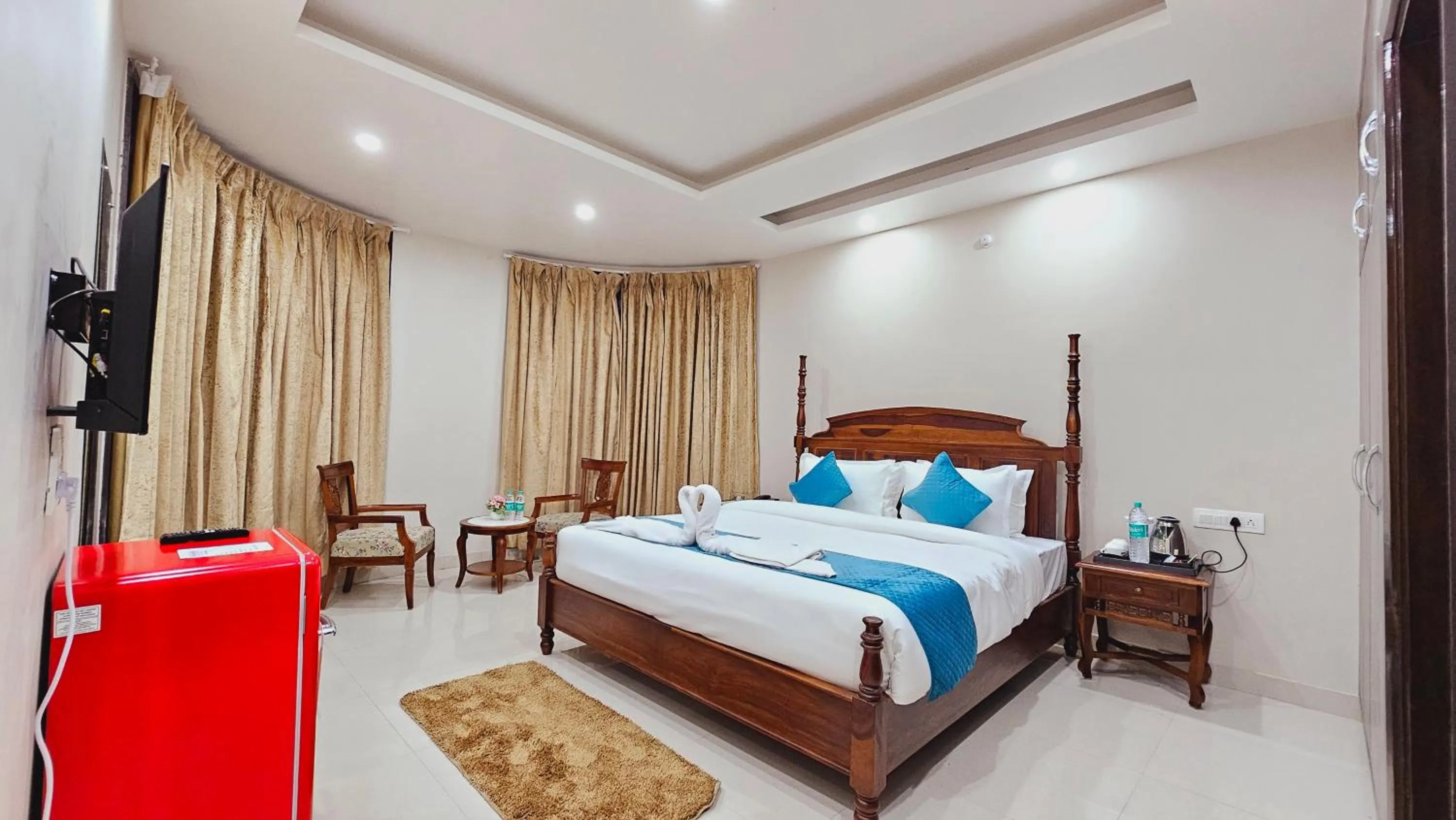 Bed in Hydrangea Heights by PTW Hotels