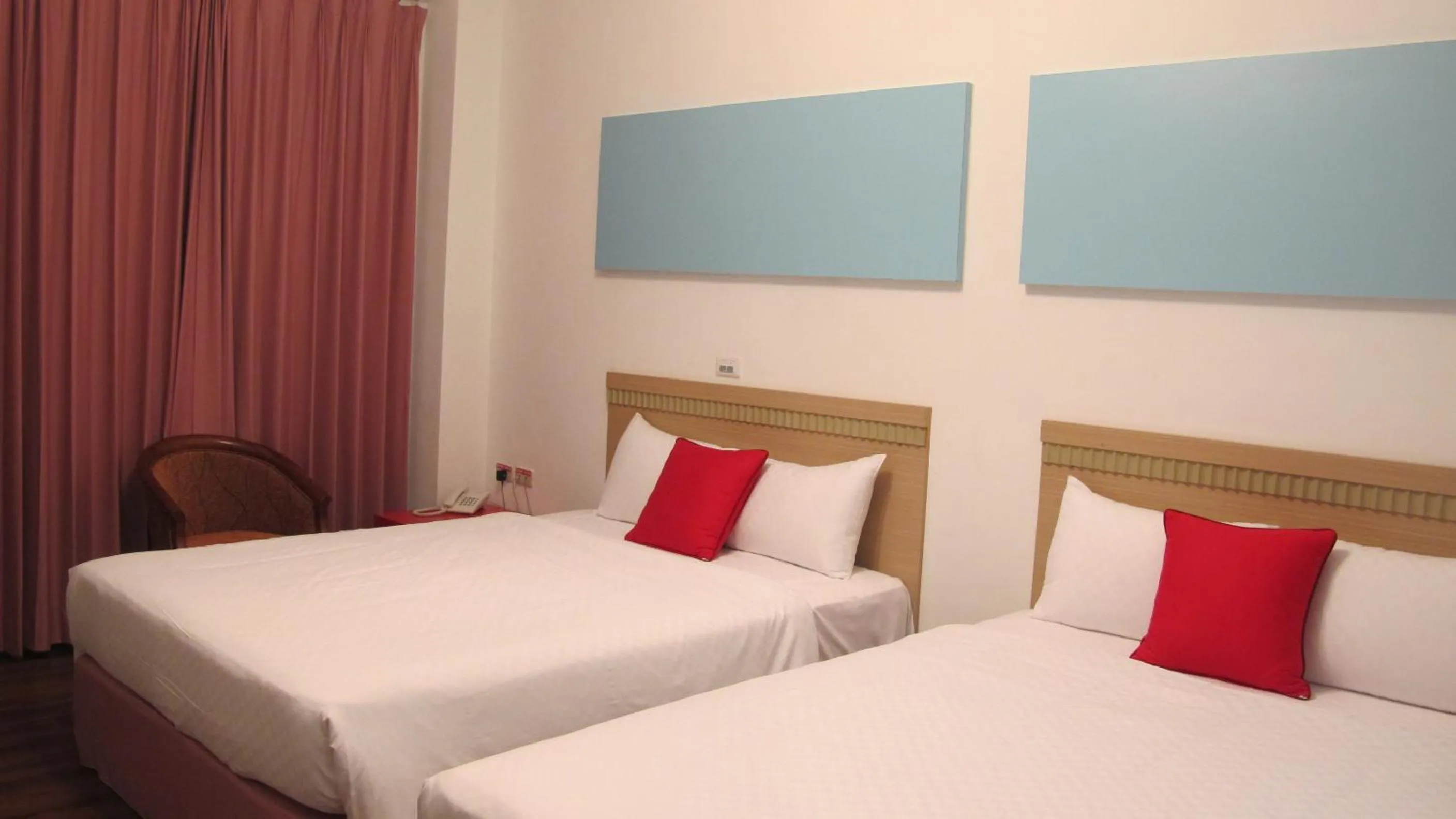 Photo of the whole room in Otousann B&B