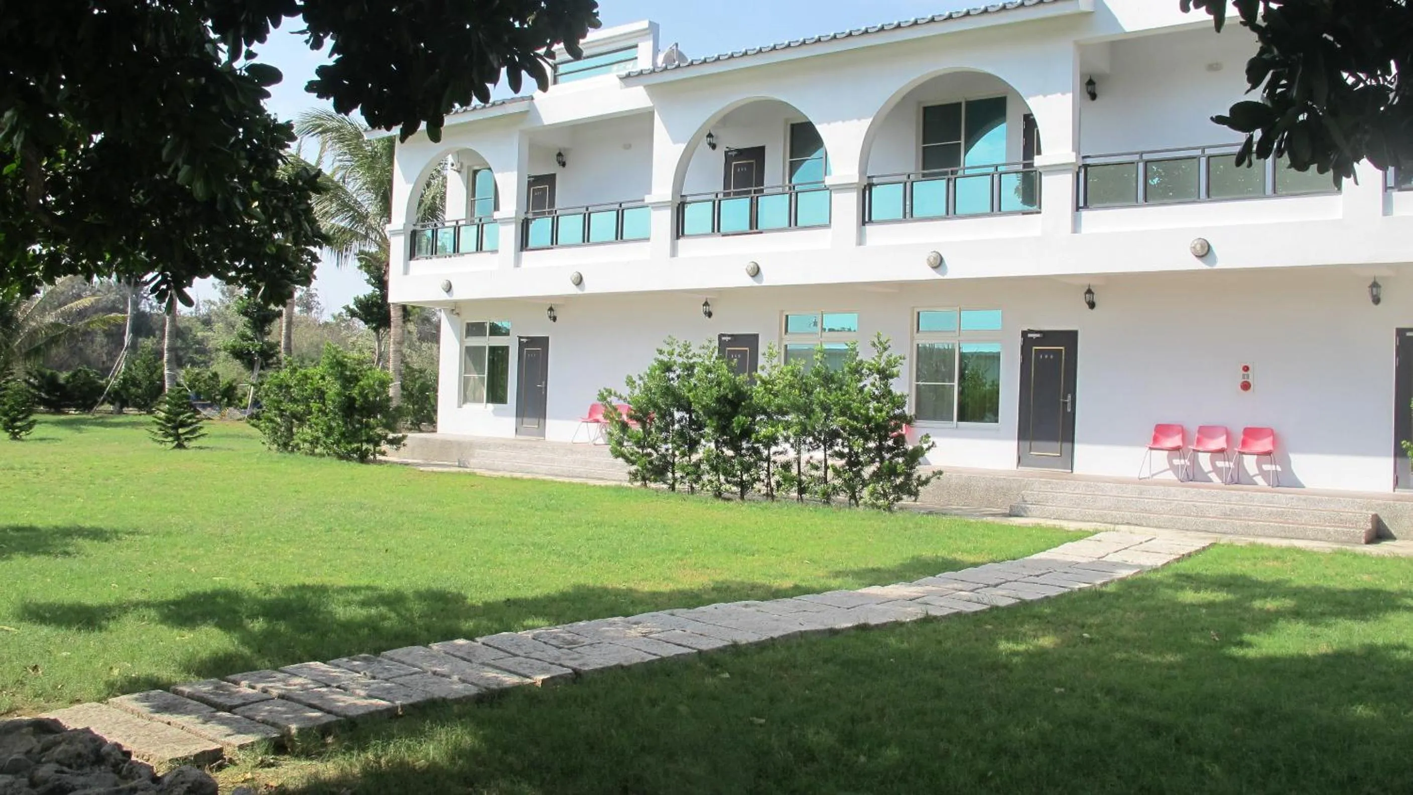 Facade/entrance in Otousann B&B