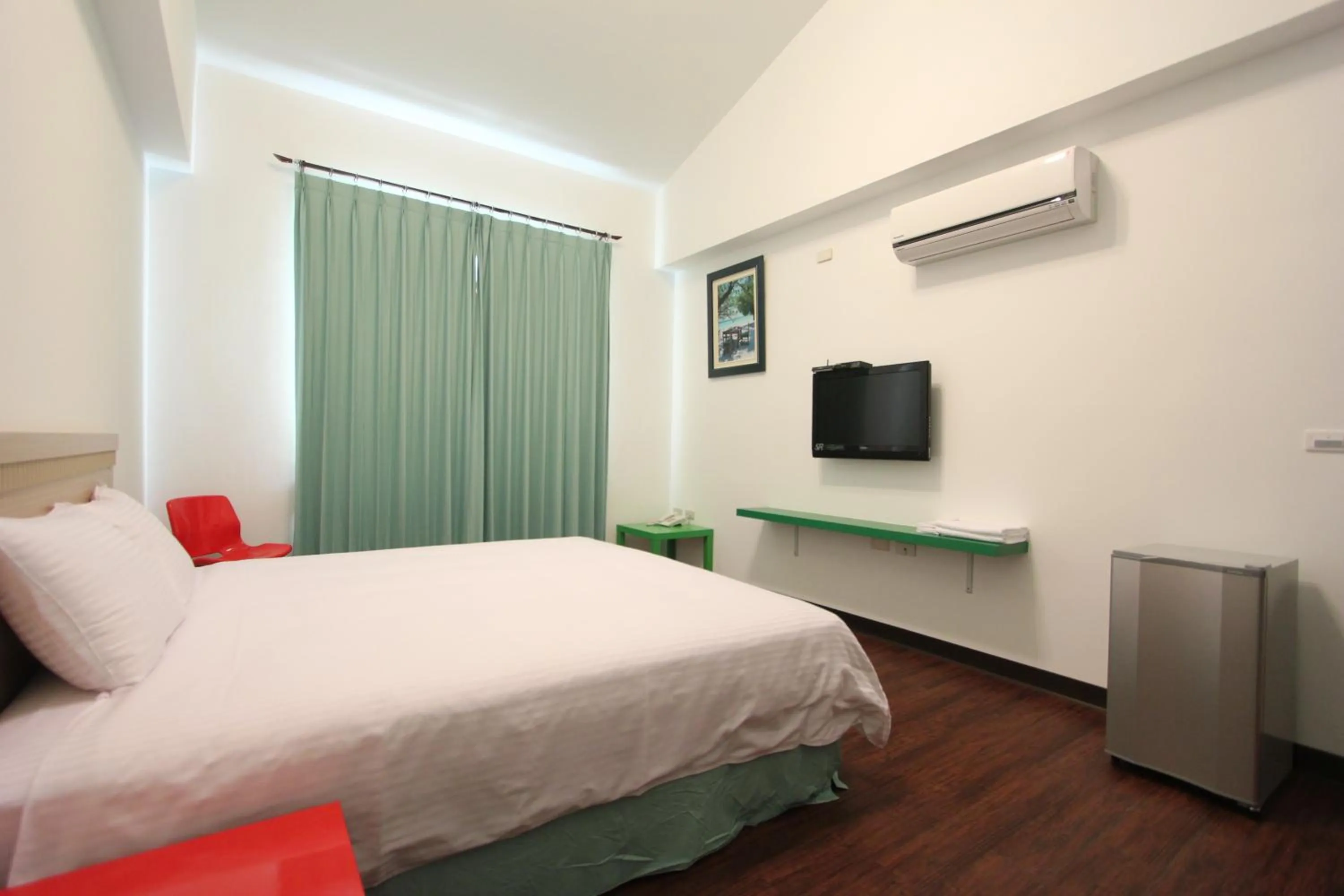 Photo of the whole room in Otousann B&B