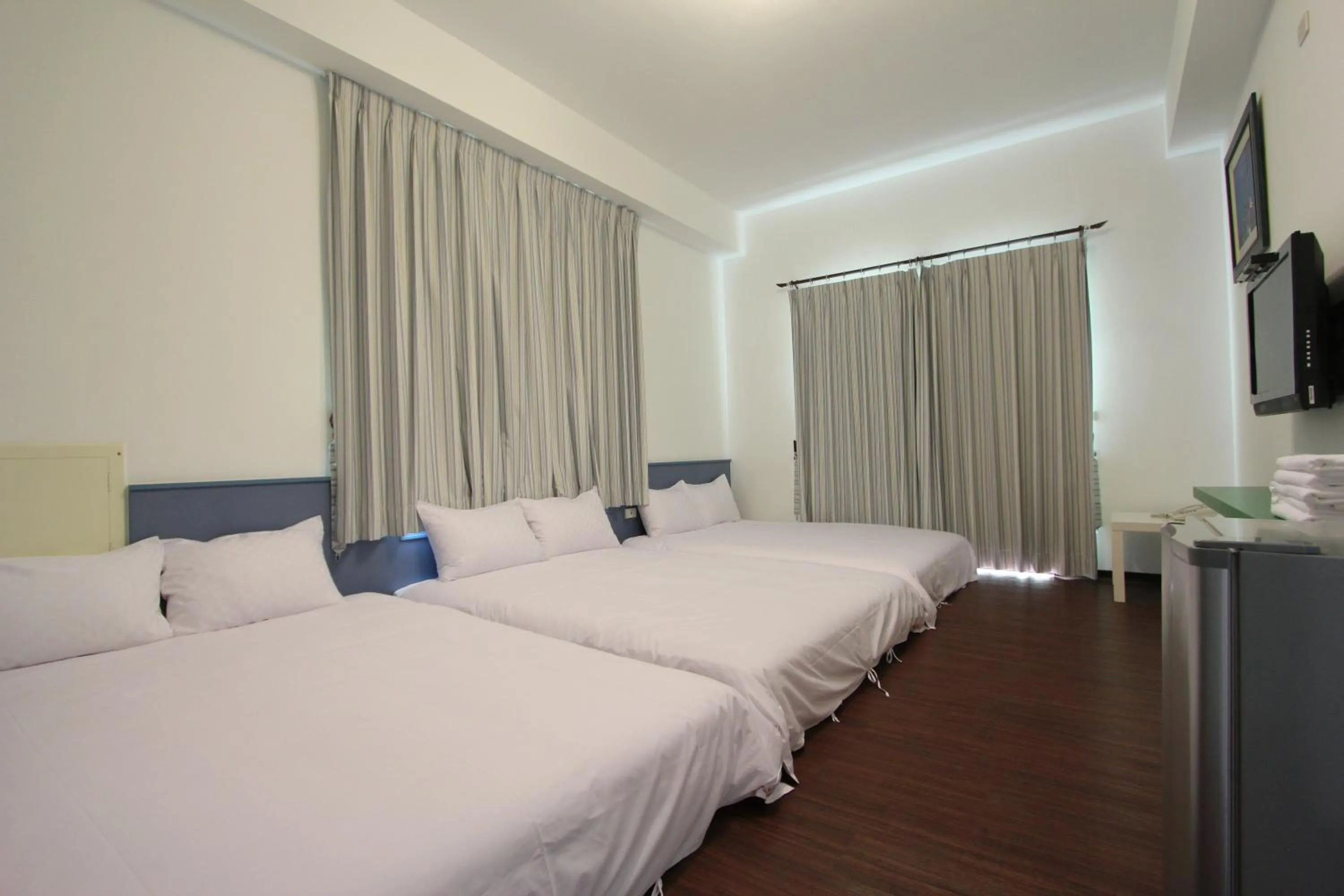 Photo of the whole room in Otousann B&B