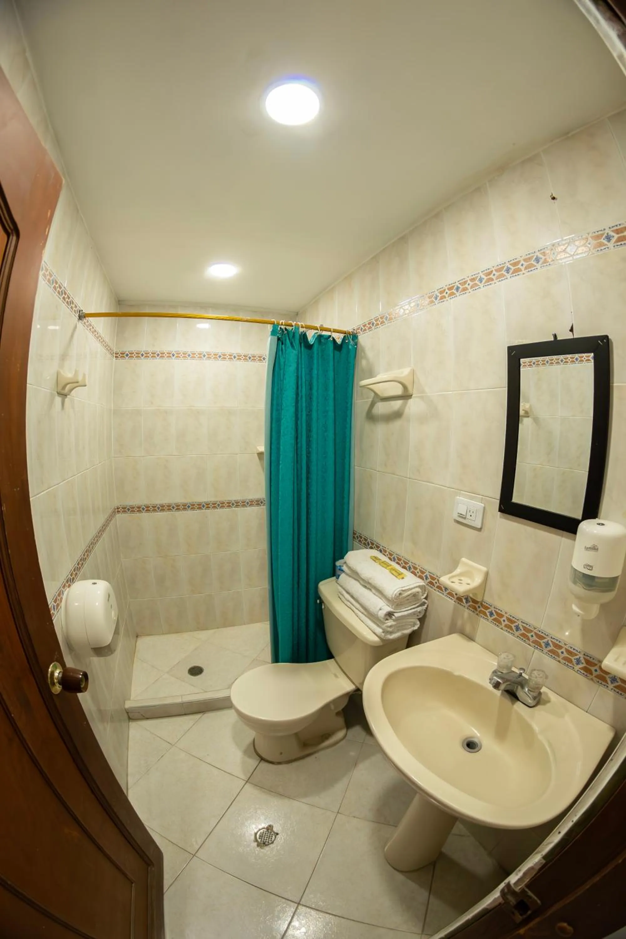 Bathroom in Hotel Santander Plaza