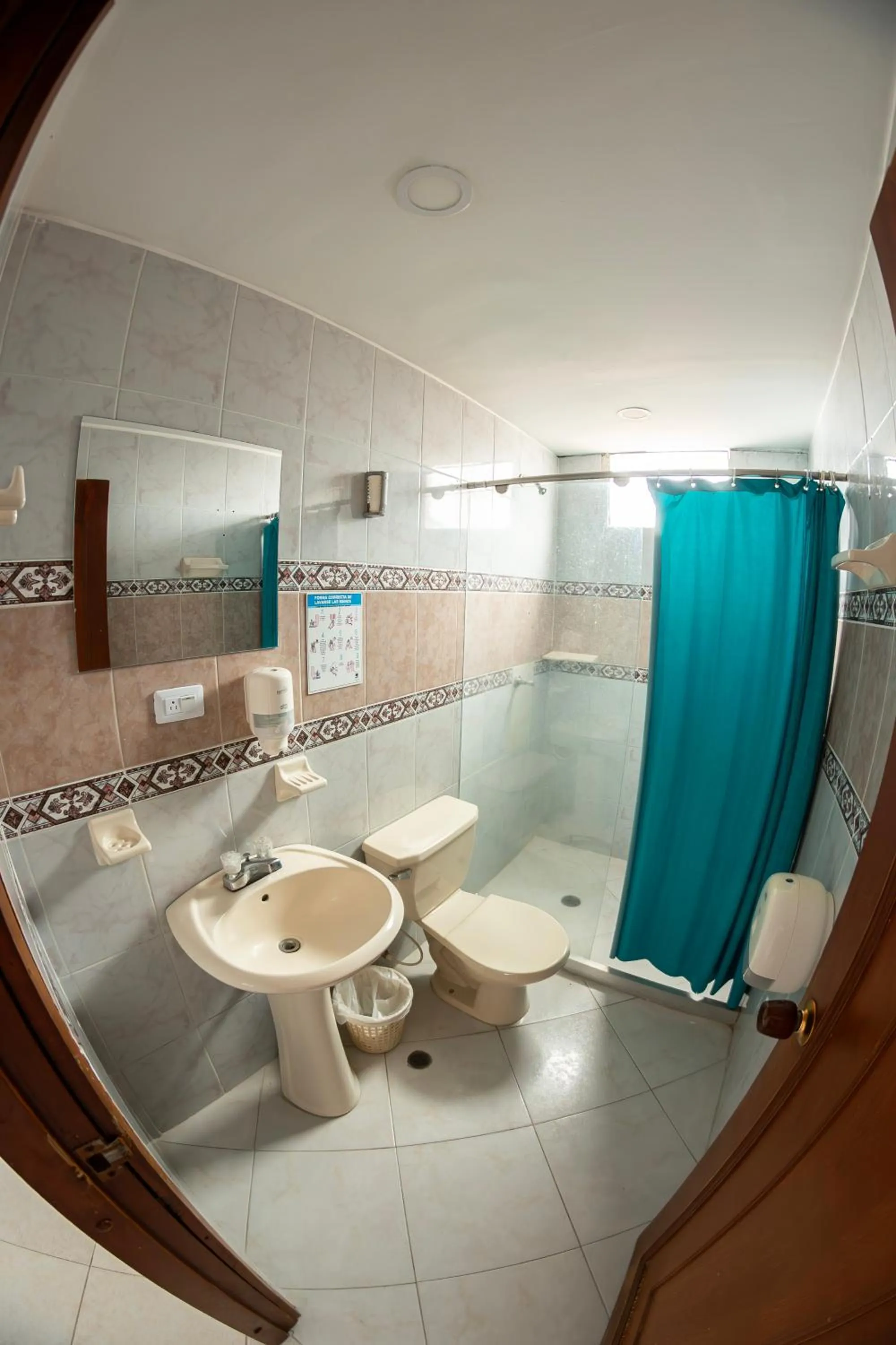 Bathroom in Hotel Santander Plaza