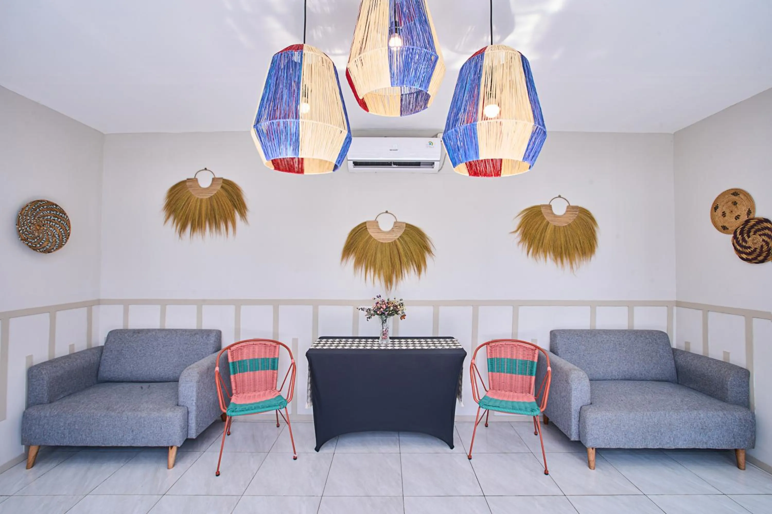 Restaurant/places to eat in BALE Puri