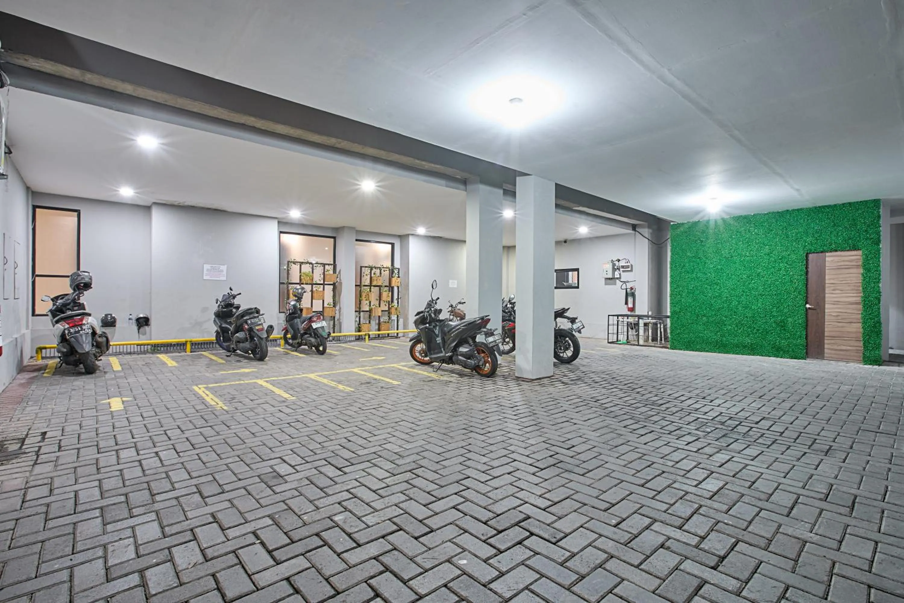 Parking in BALE Puri