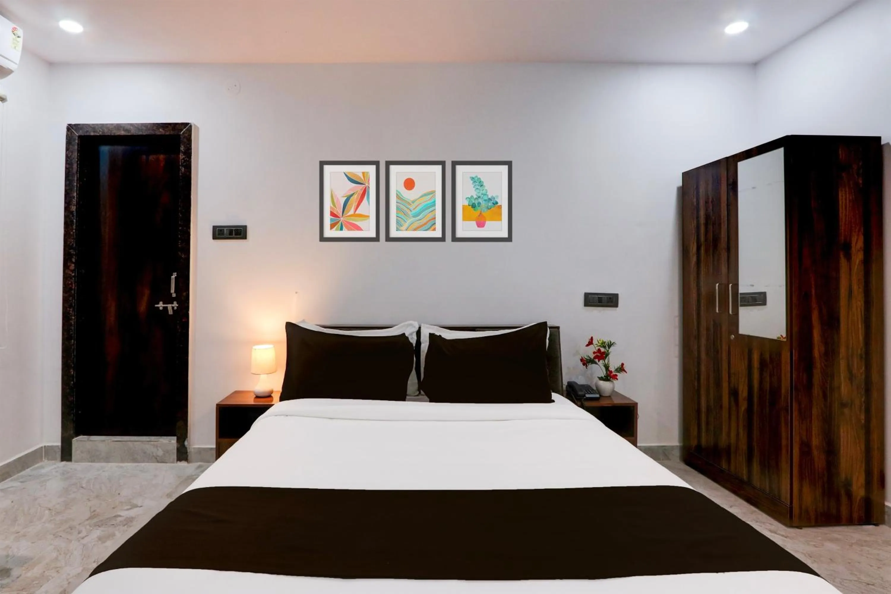 Bedroom in Super Hotel O RELAX INN