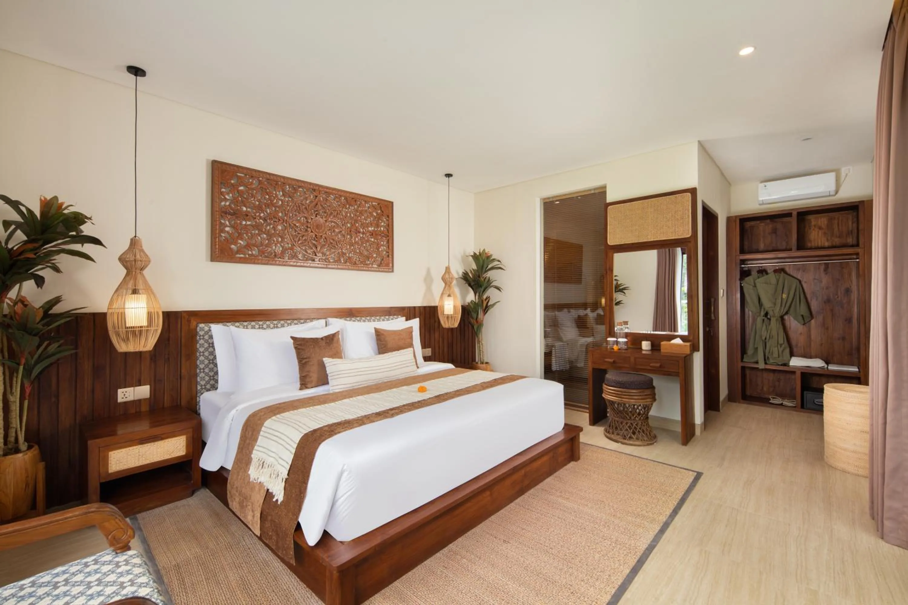 Photo of the whole room, Bed in Khastana Hadi Tegallalang, Ubud