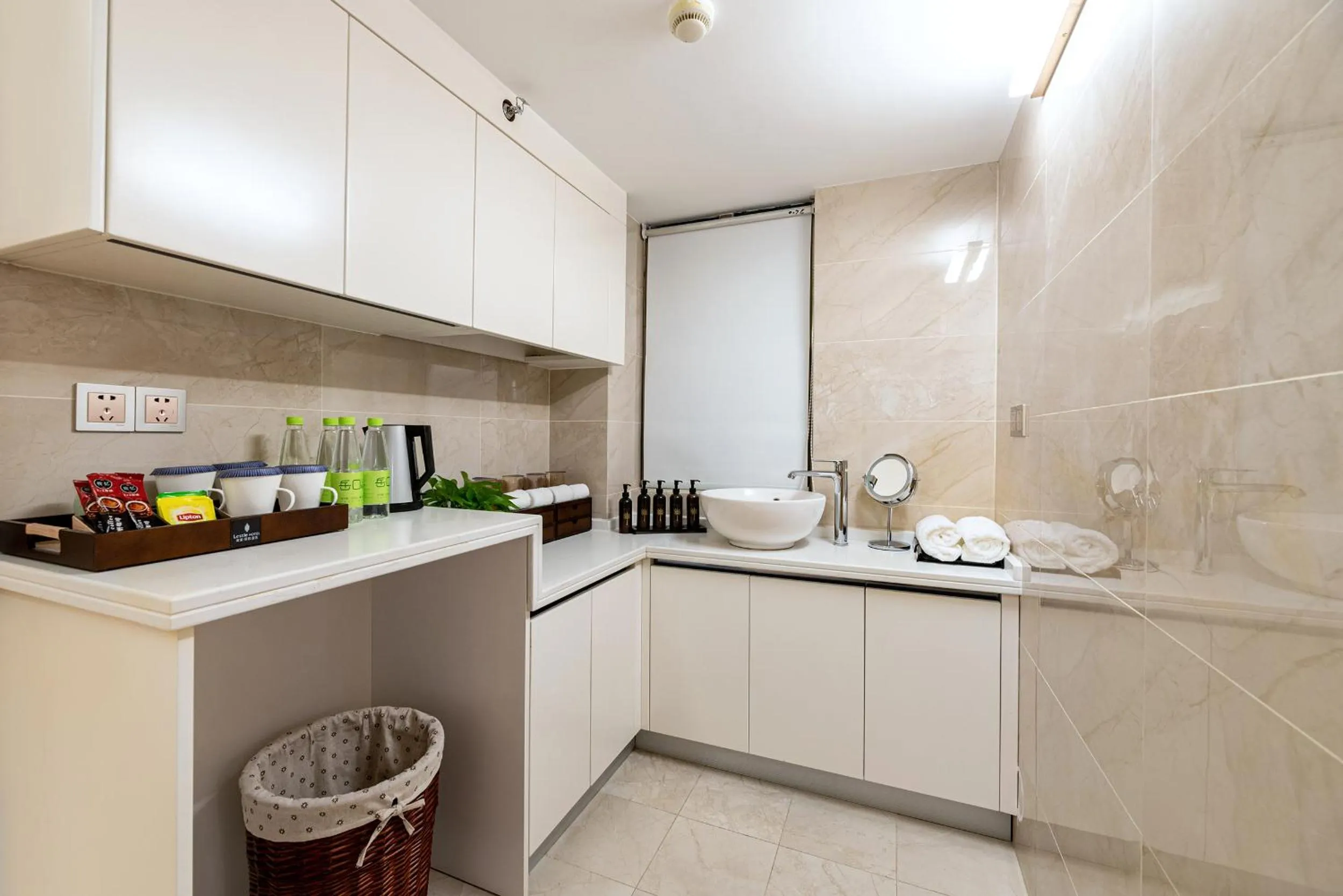 Kitchen or kitchenette in Mehood Lestie, Xiamen Zhongshan Road Pedestrian Street