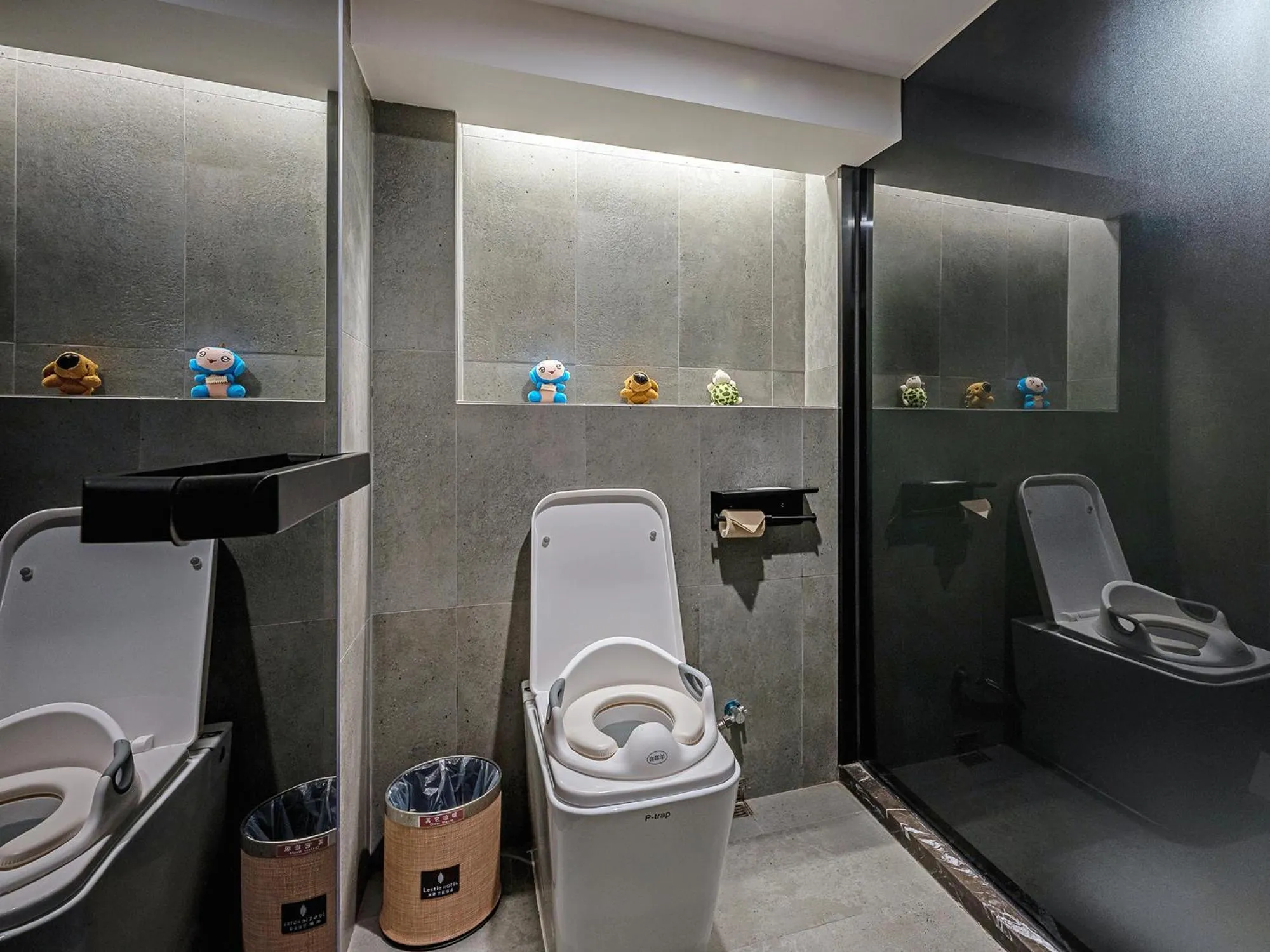 Toilet in Mehood Lestie, Xiamen Zhongshan Road Pedestrian Street