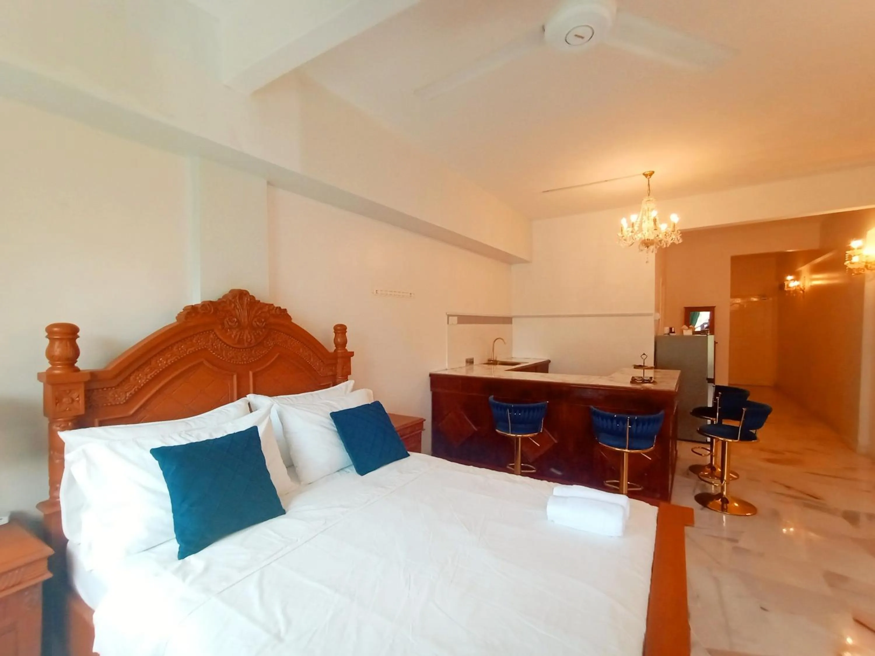 Resort Apartment depan Laut