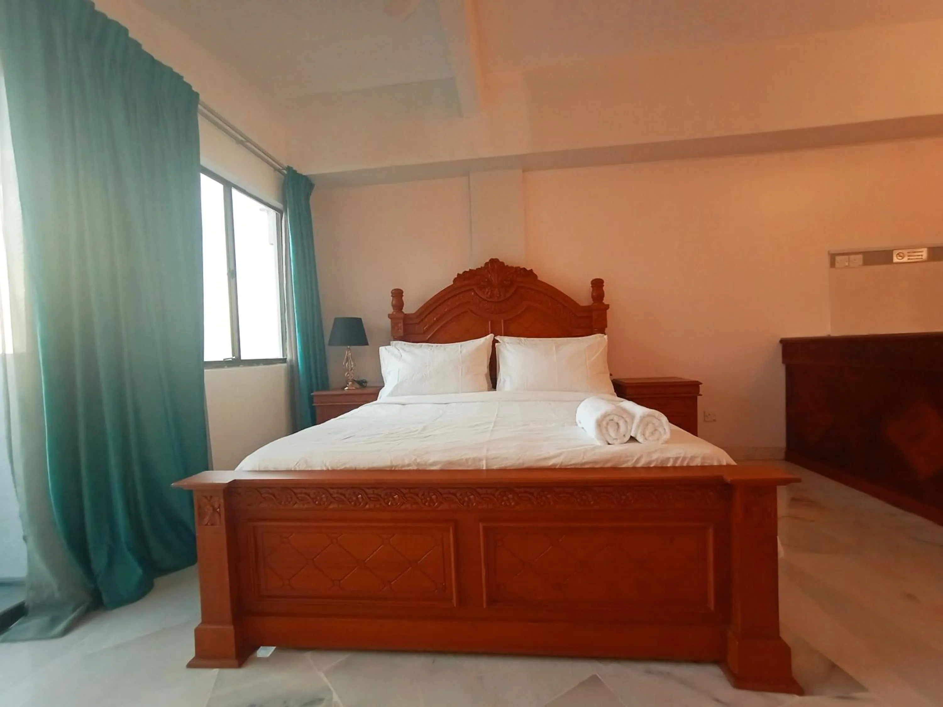 Resort Apartment depan Laut