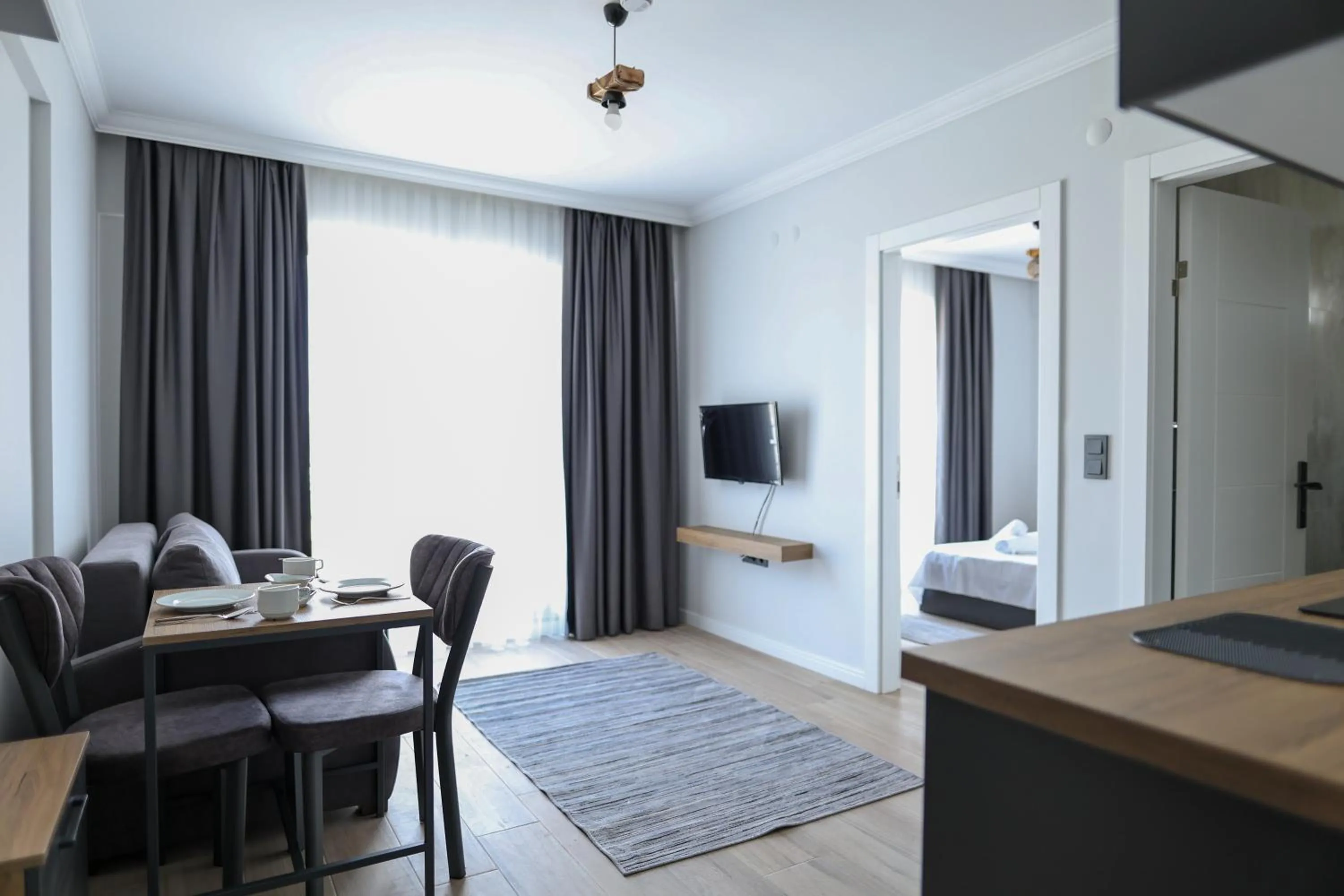 TV and multimedia, Bed in Deluna Yaşamkent