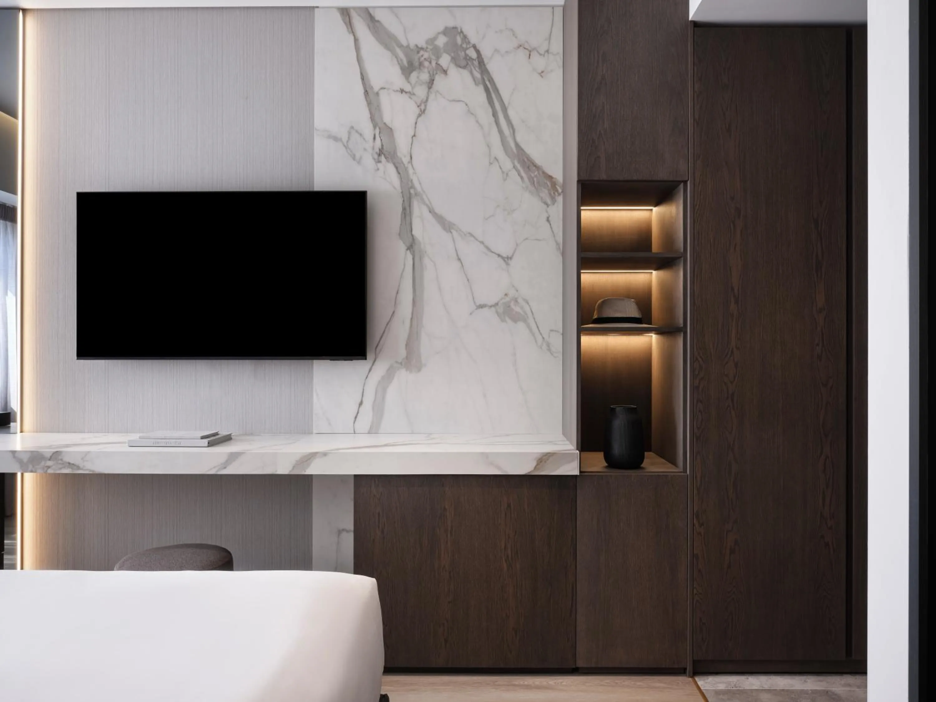 Photo of the whole room, Bed in Nur Edge Aparthotel - Acropolis Skyline