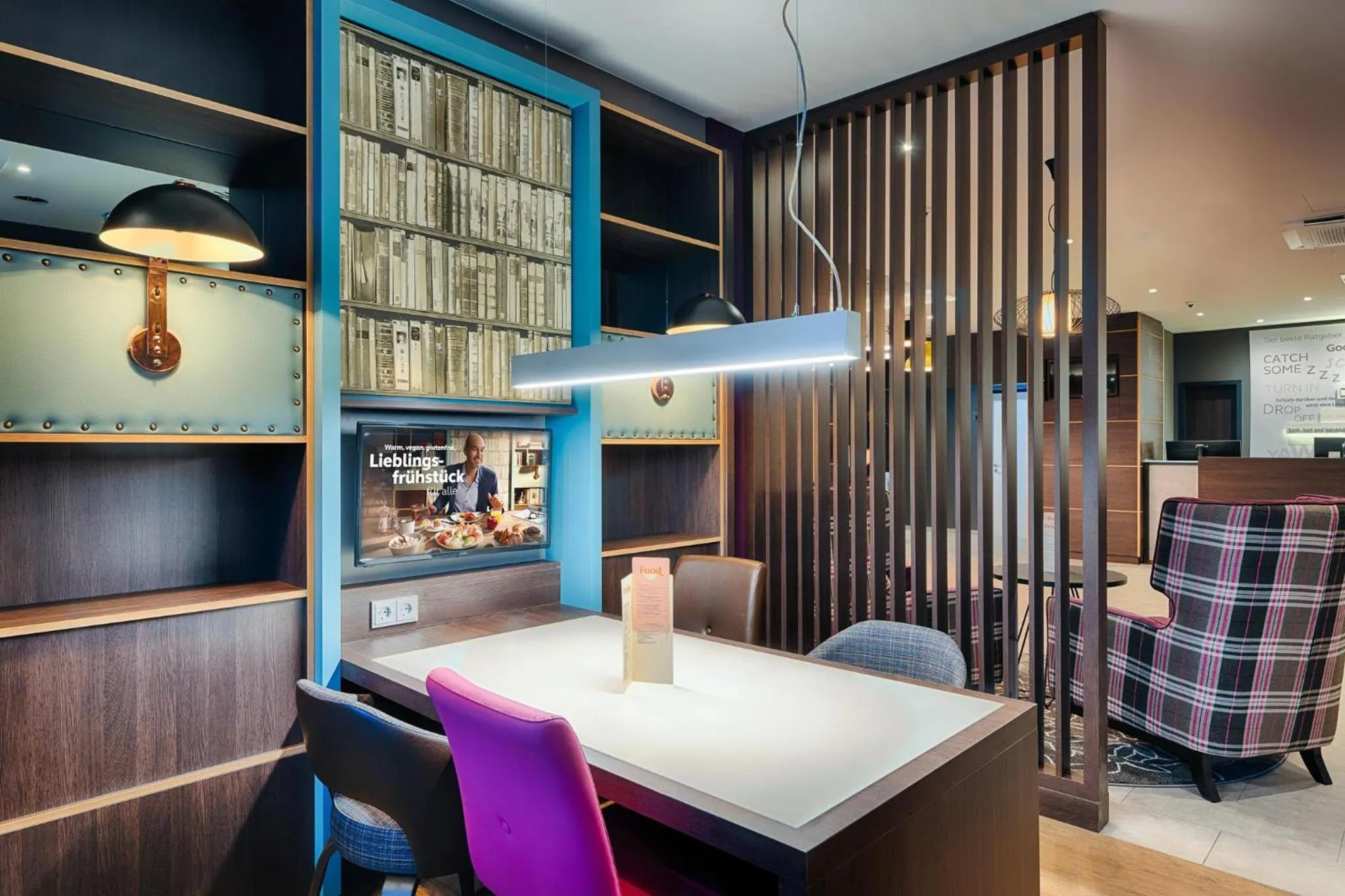 Business facilities in Premier Inn Koeln City Centre