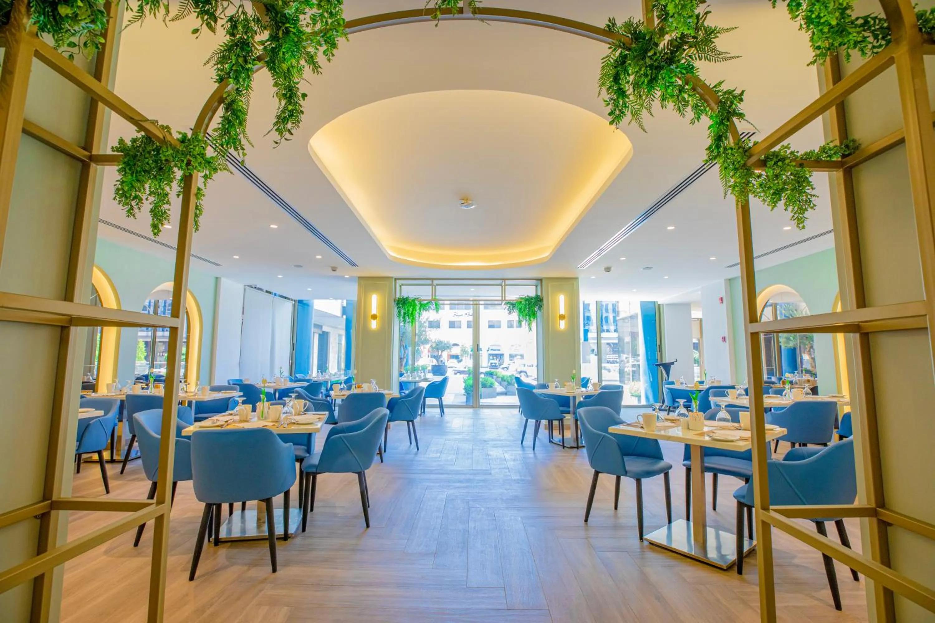 Restaurant/places to eat in Golden Tulip Amman