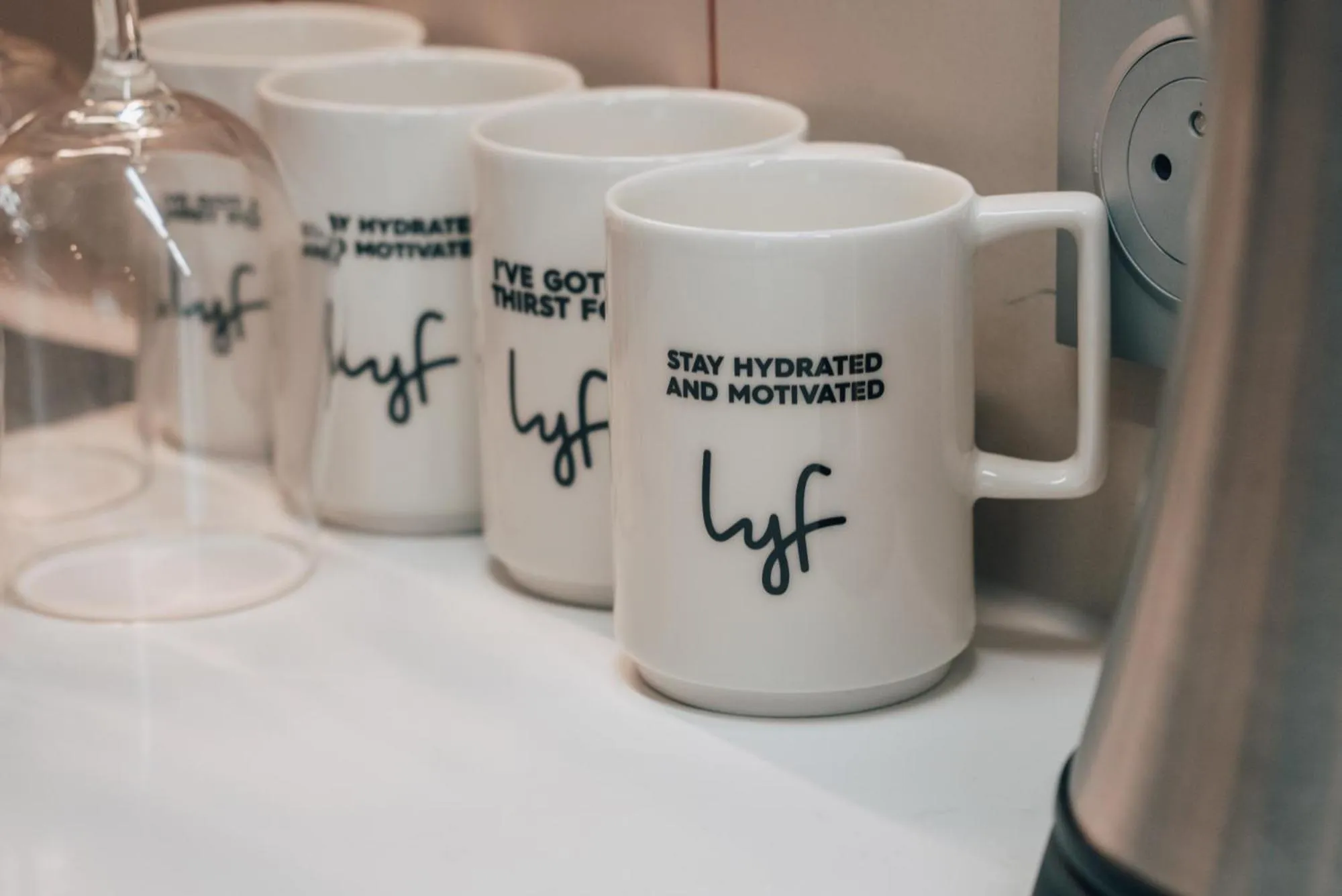 Communal kitchen in lyf Gambetta Paris