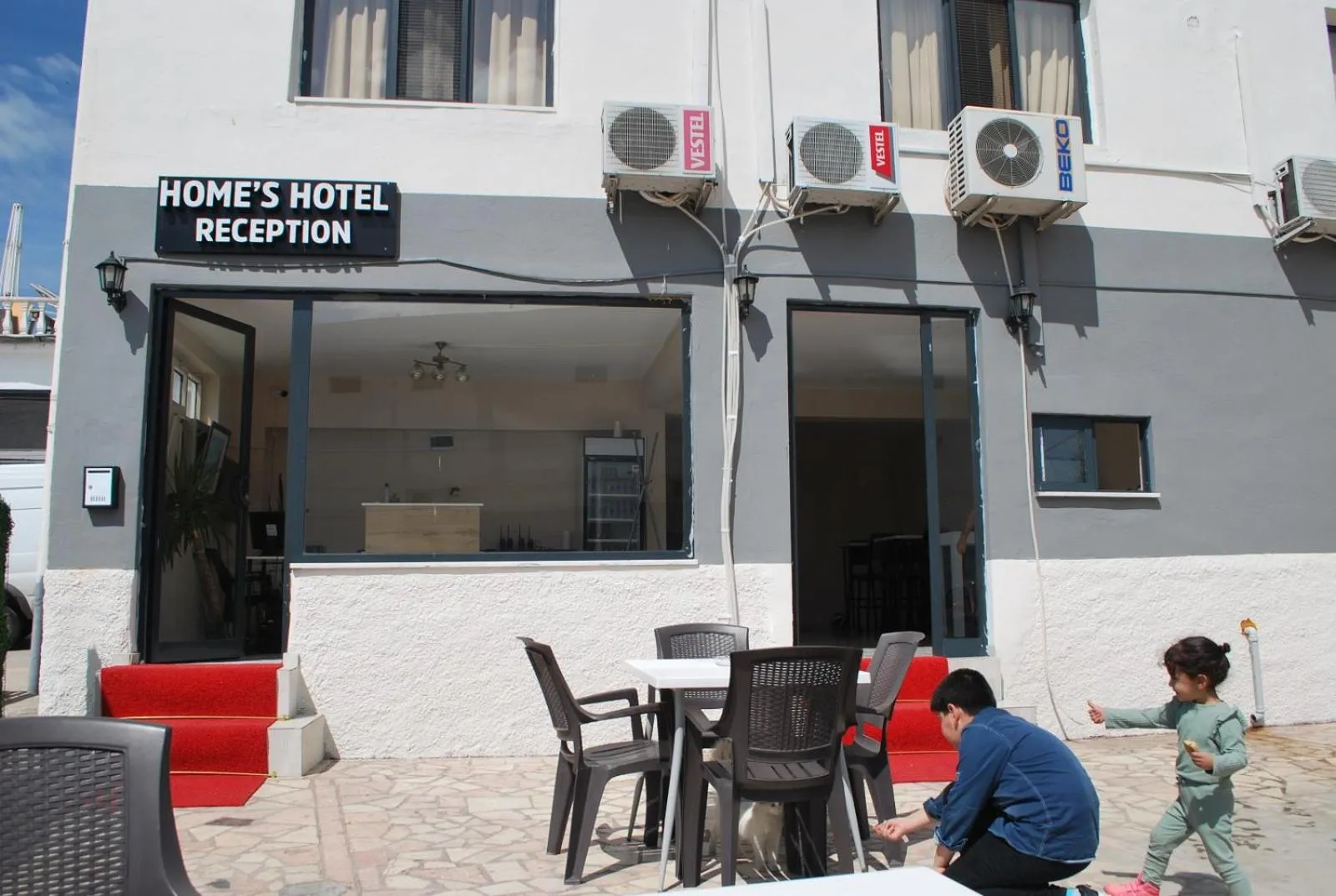 Inner courtyard view in Avio Hotel