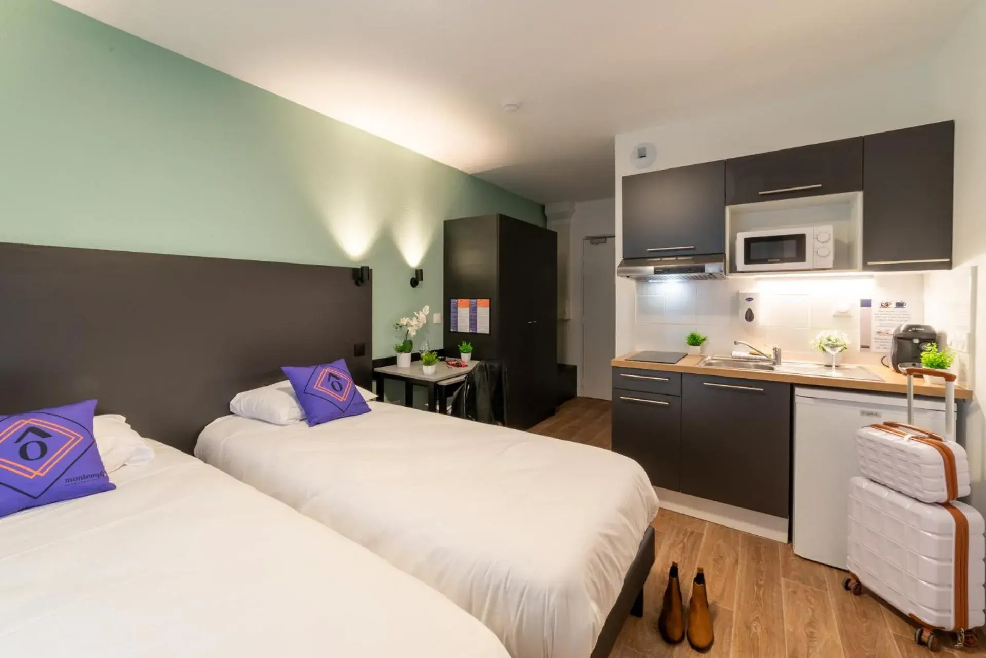 Twin Room in Montempô Appart'hôtel Bordeaux Belvédère Twin Room in Montempô Appart'hôtel Bordeaux Belvédère